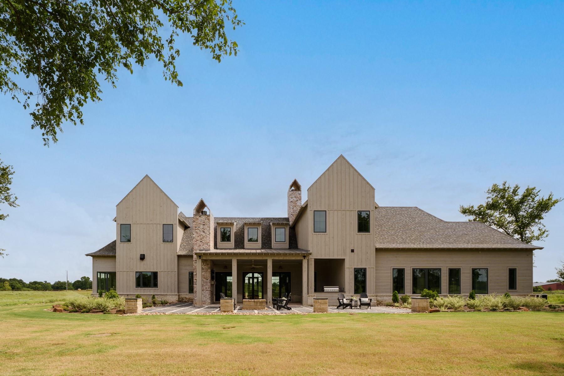 404 Blackberry Lane