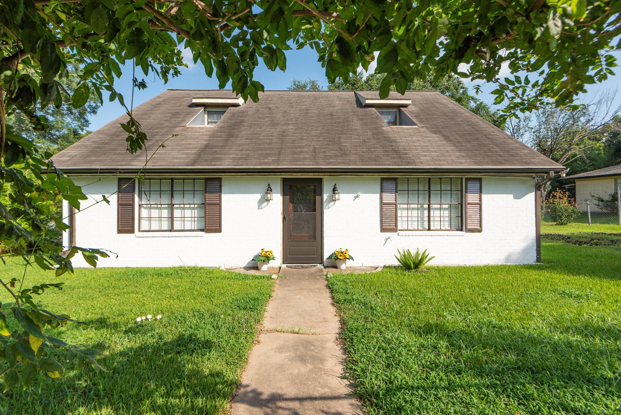 1001 Clearspring Drive