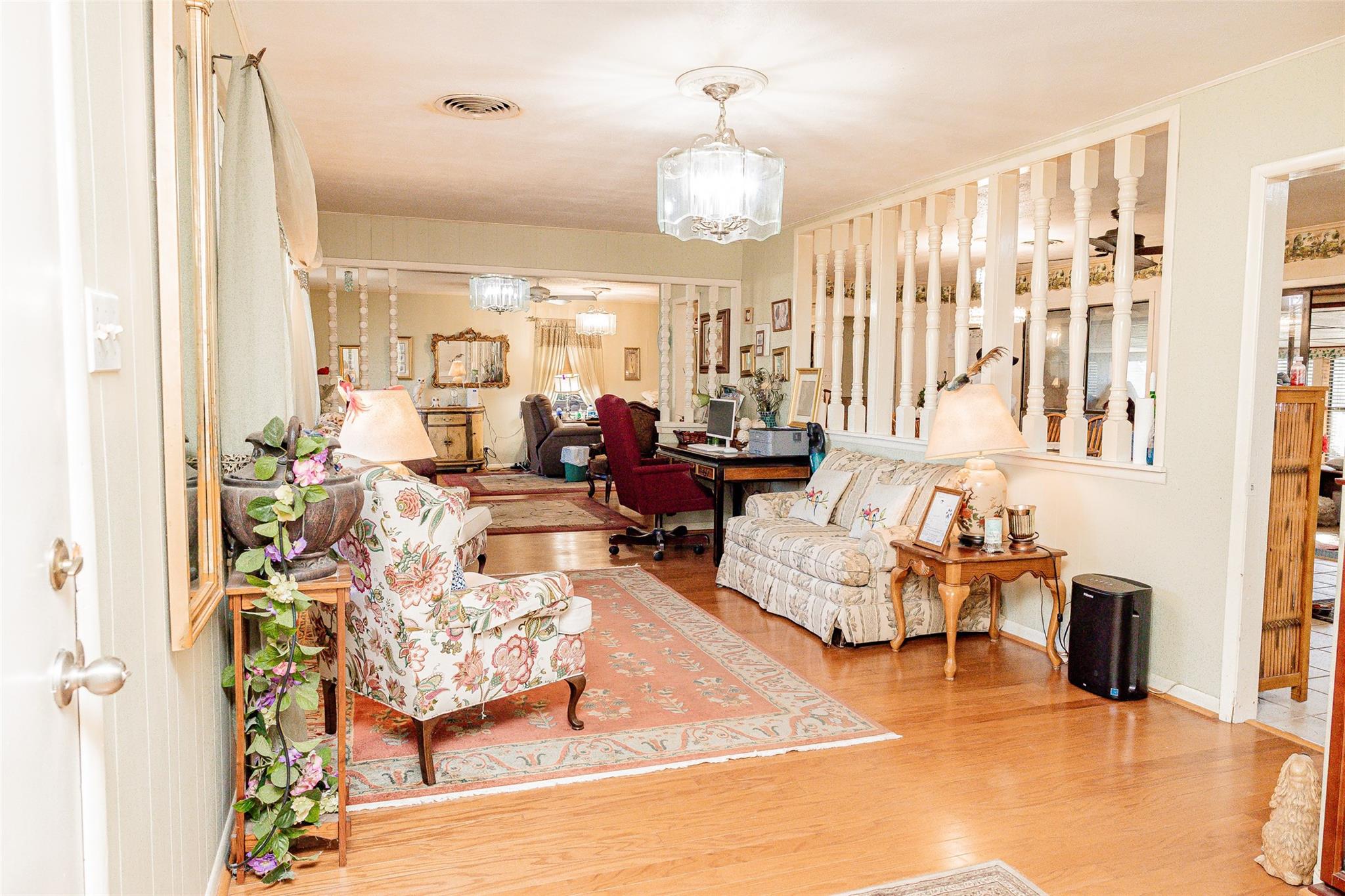 8608 Captain Scott Road