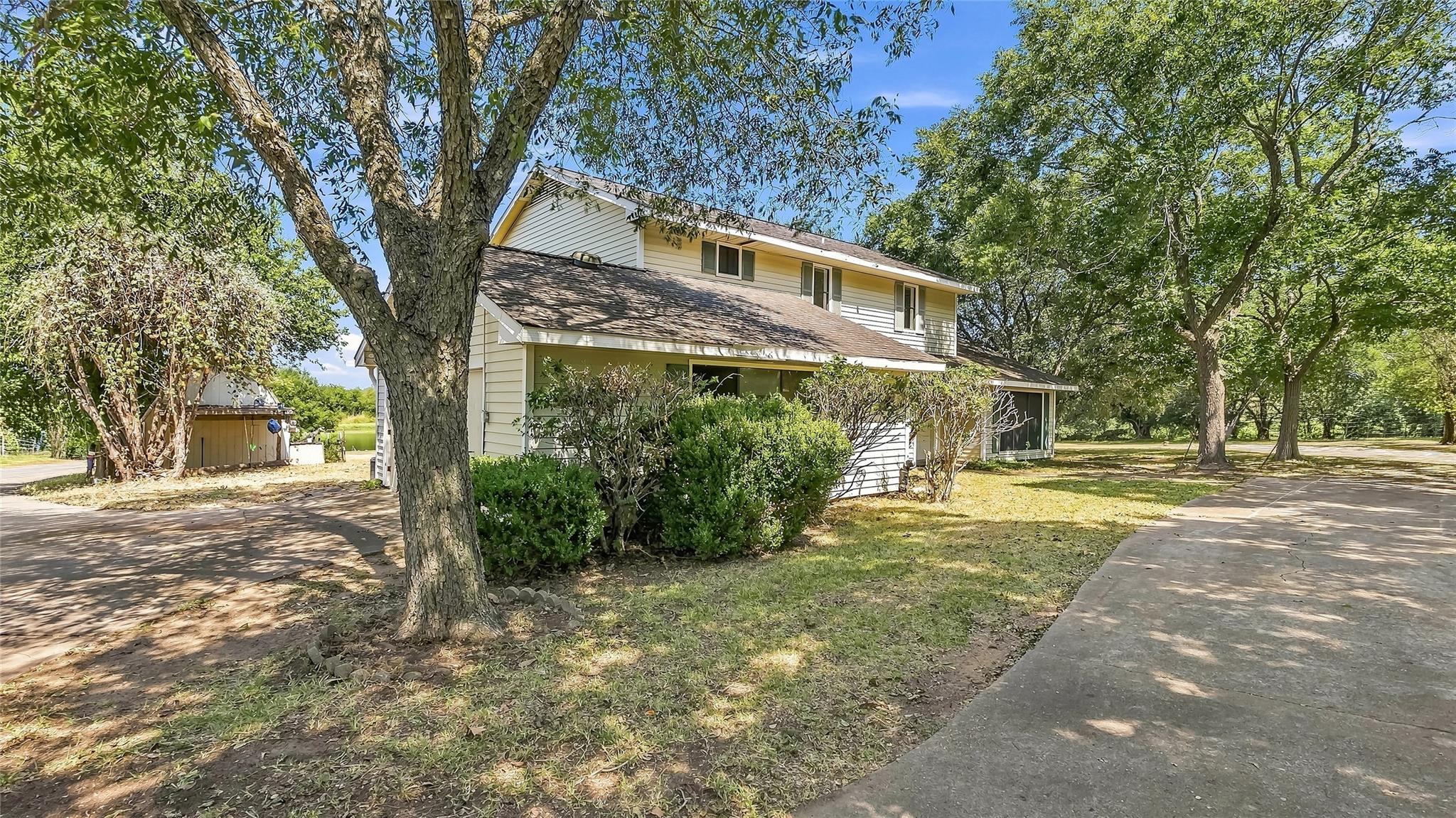 3447 Azalea Street