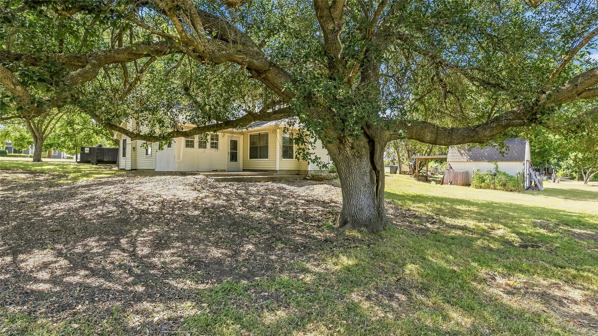 3447 Azalea Street