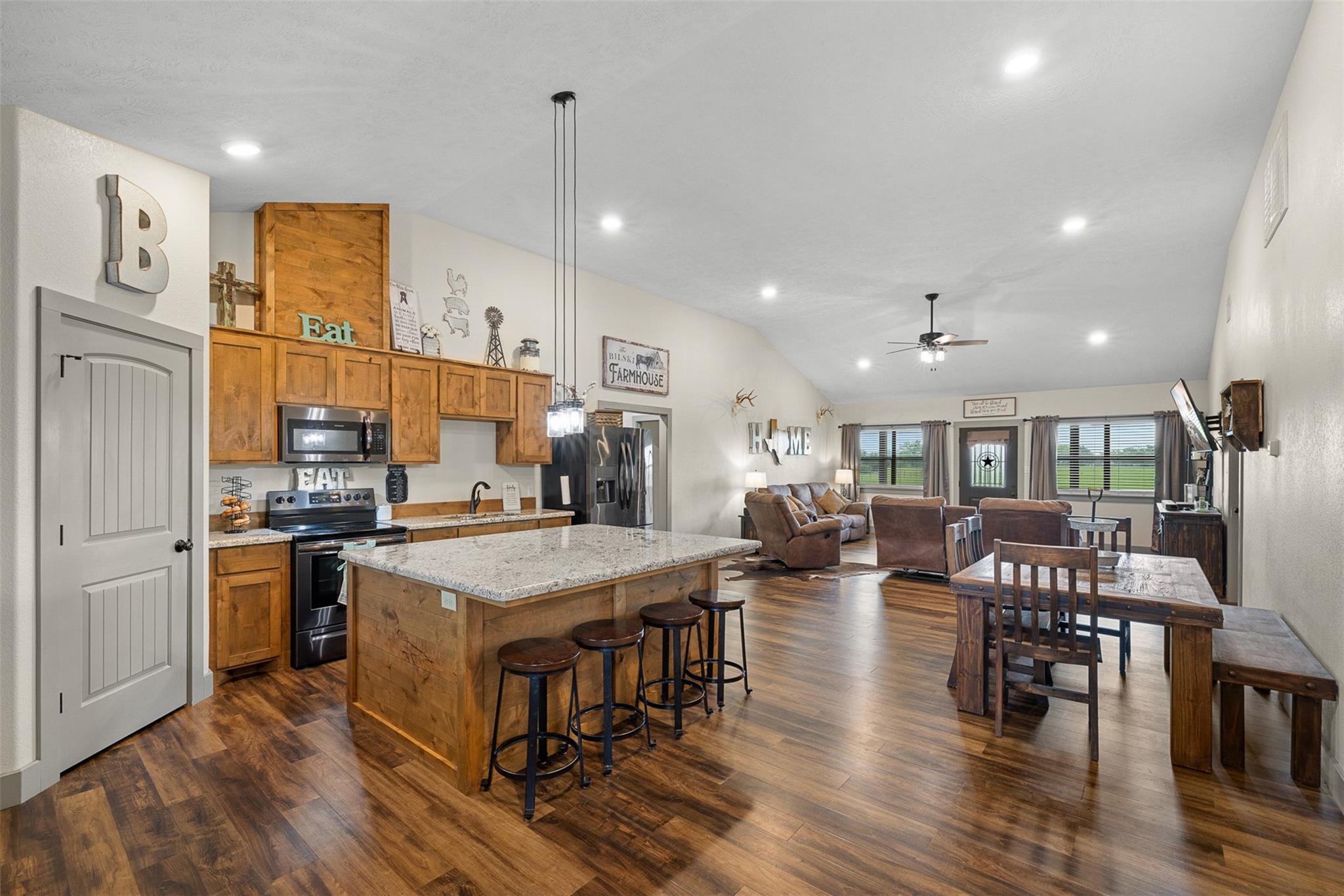 493 Hodde Road