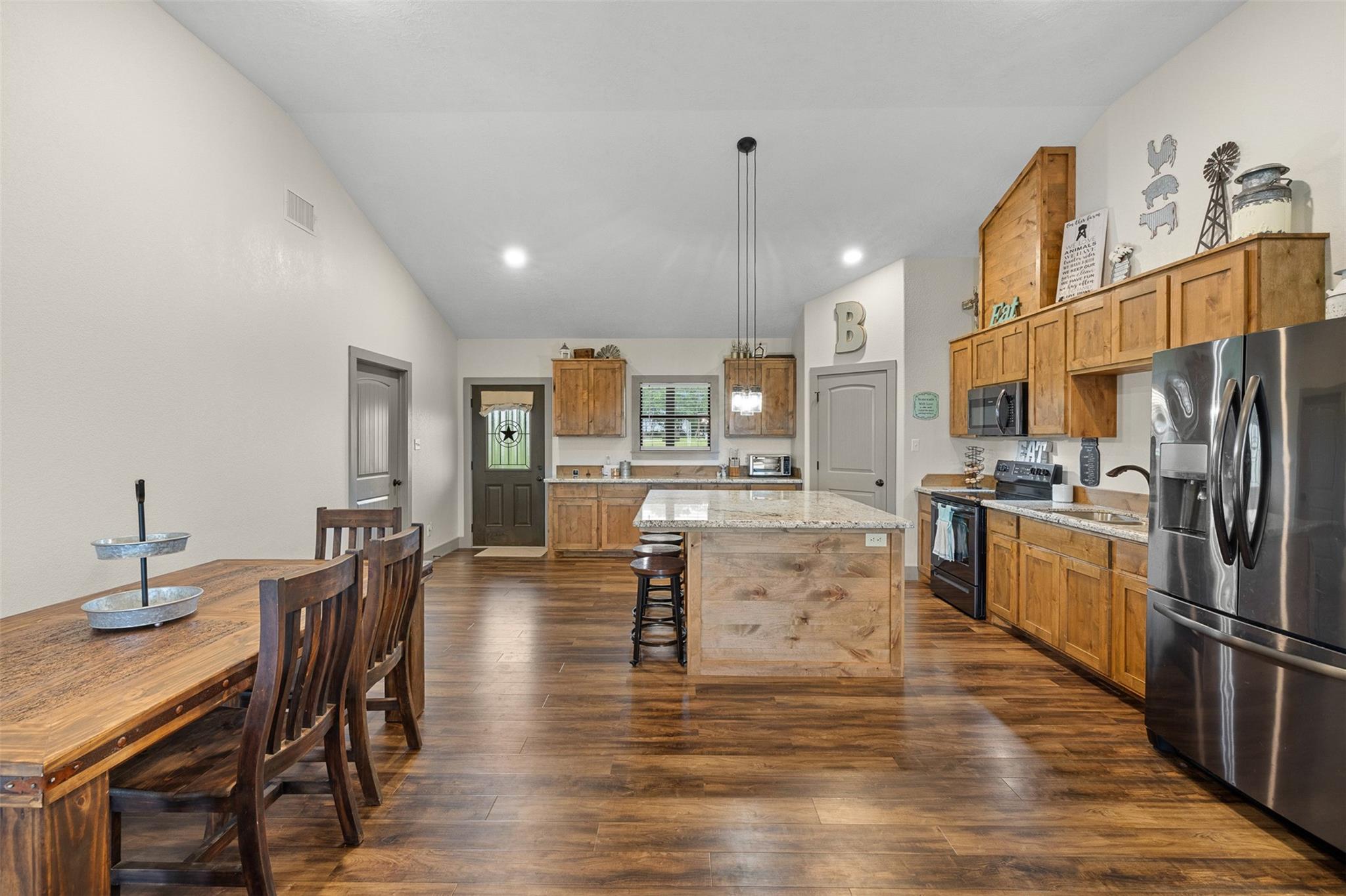 493 Hodde Road