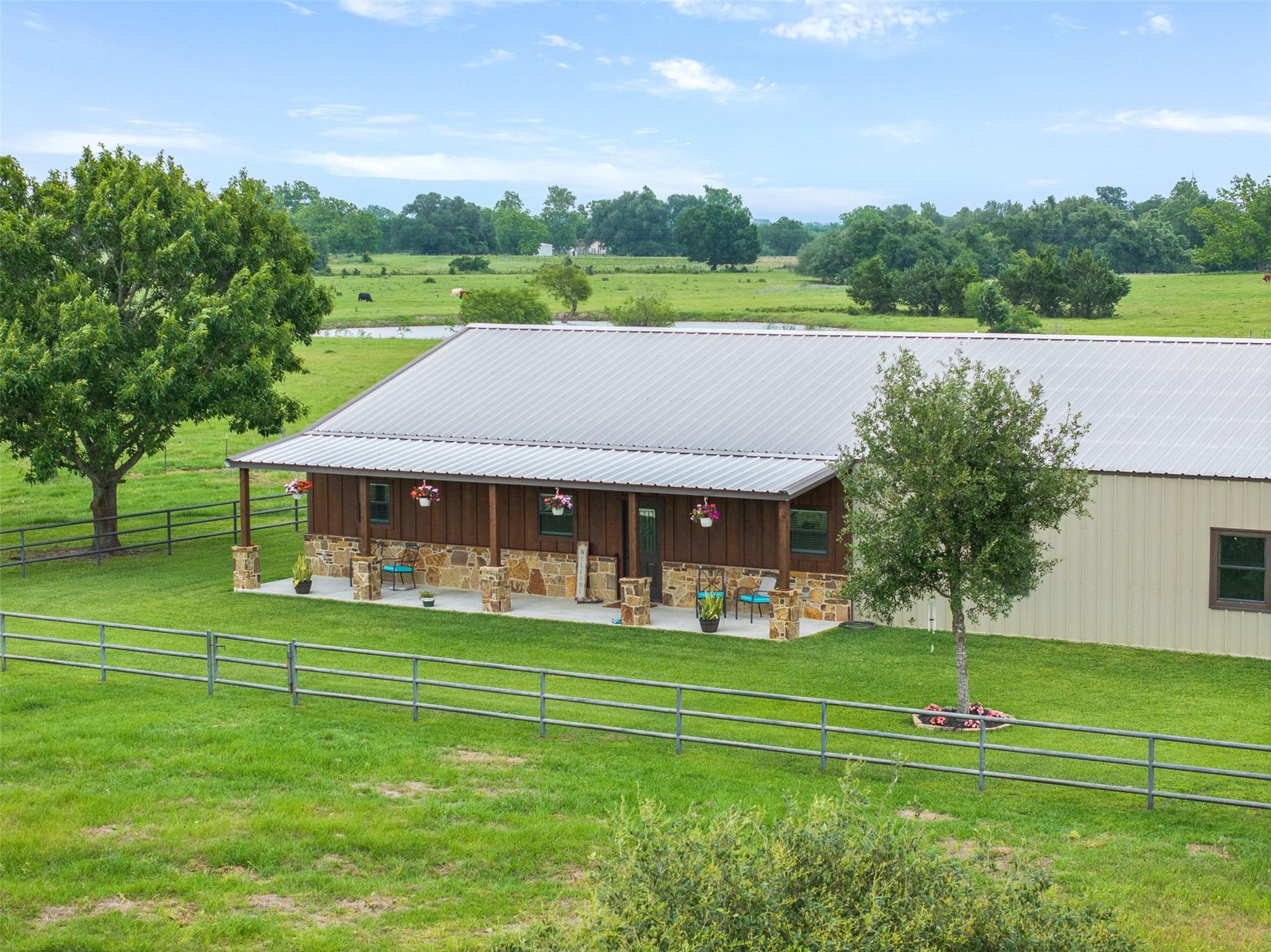 493 Hodde Road