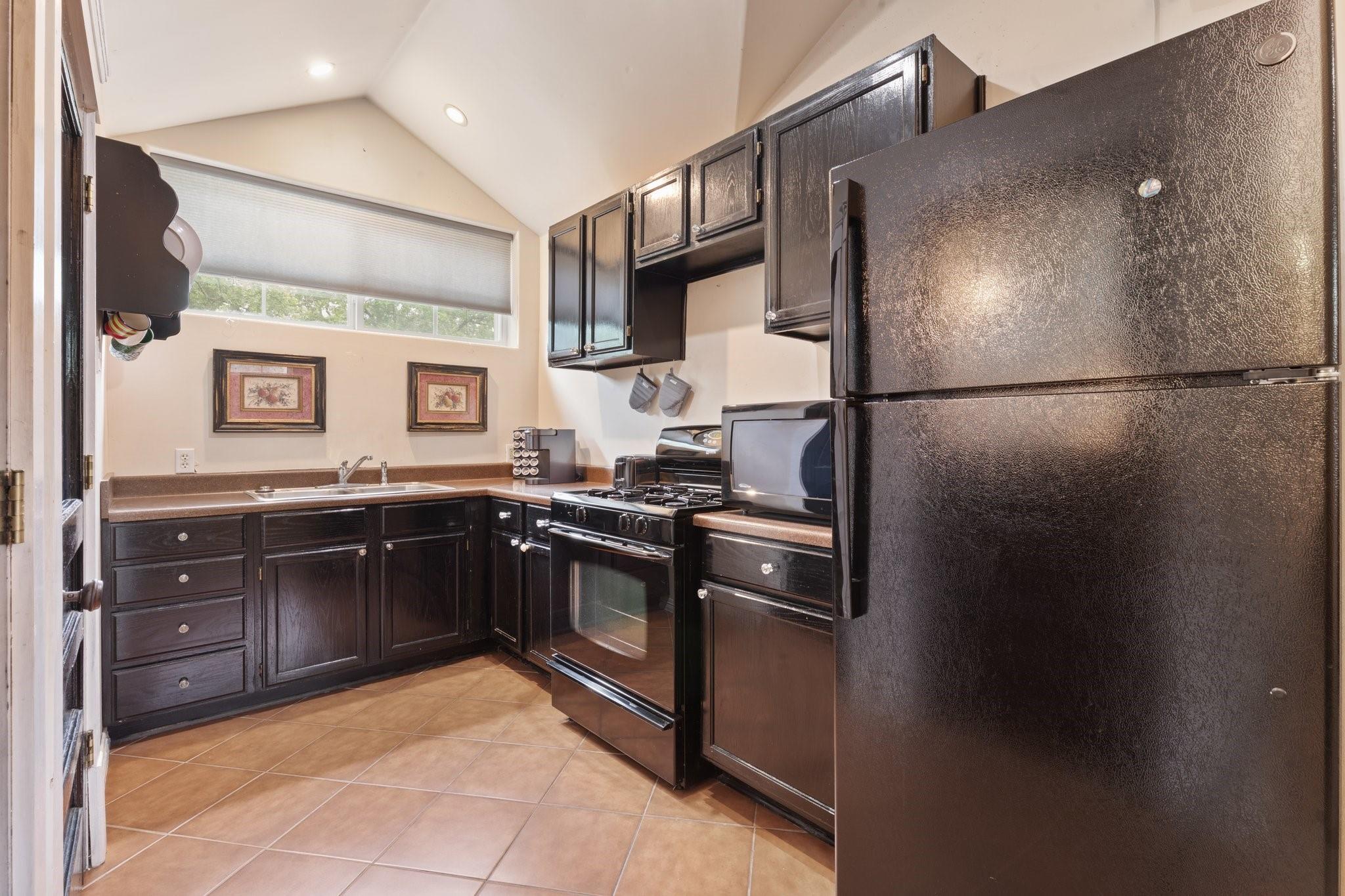 401 N Walnut Avenue Avenue