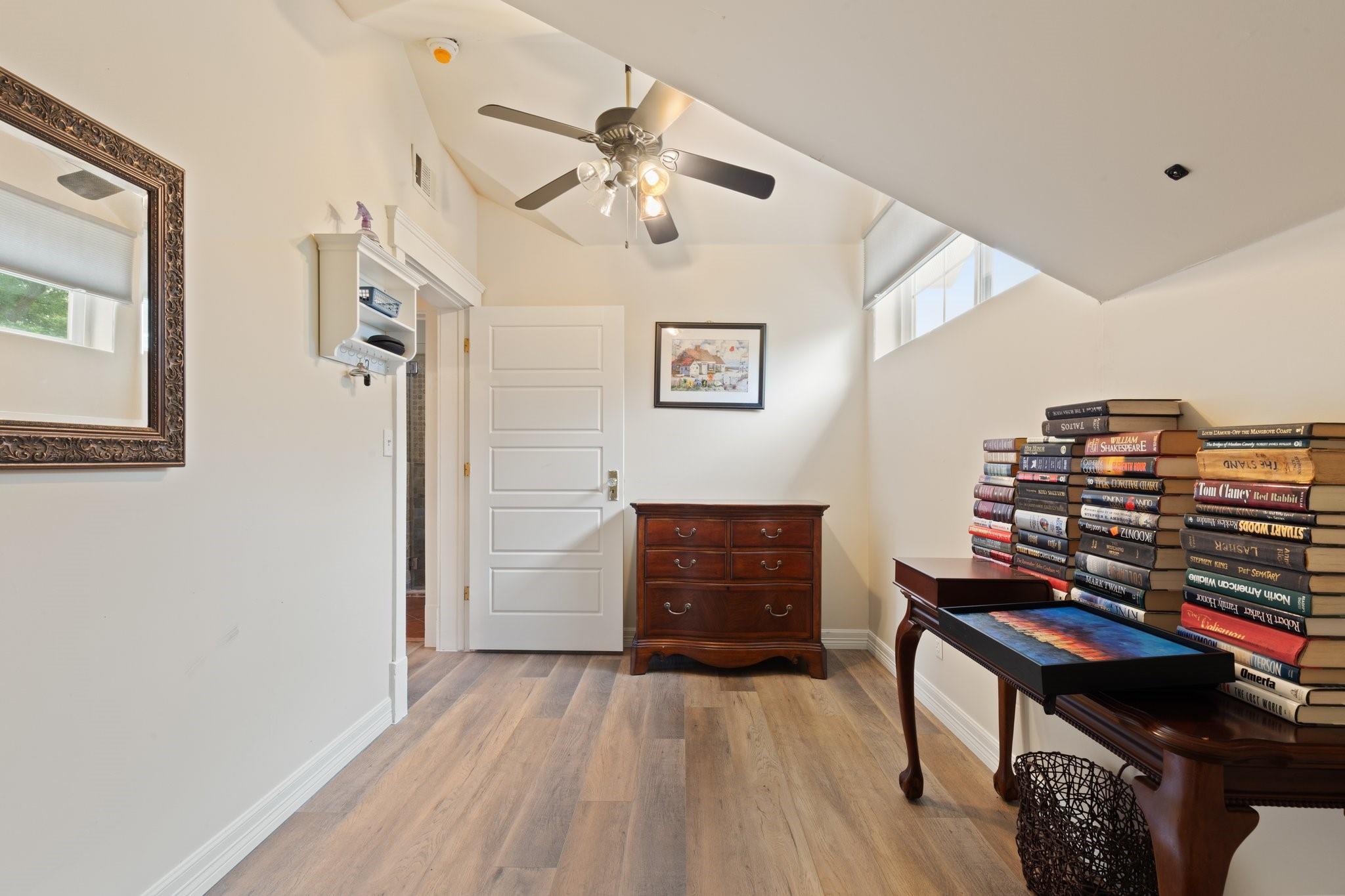 401 N Walnut Avenue Avenue