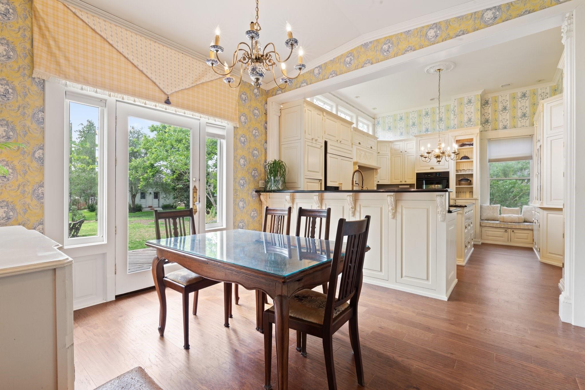 401 N Walnut Avenue Avenue