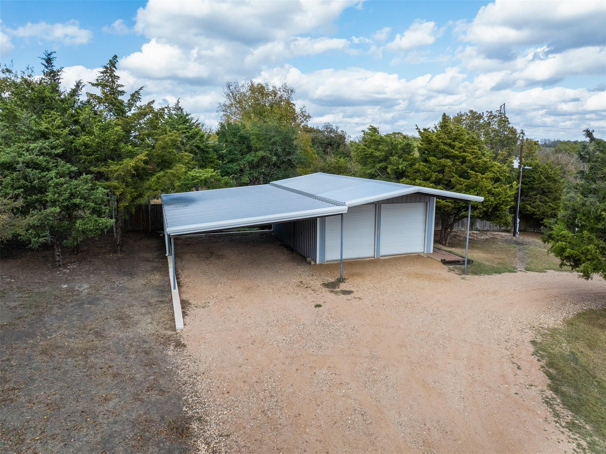 6885 Gibbs Creek Road