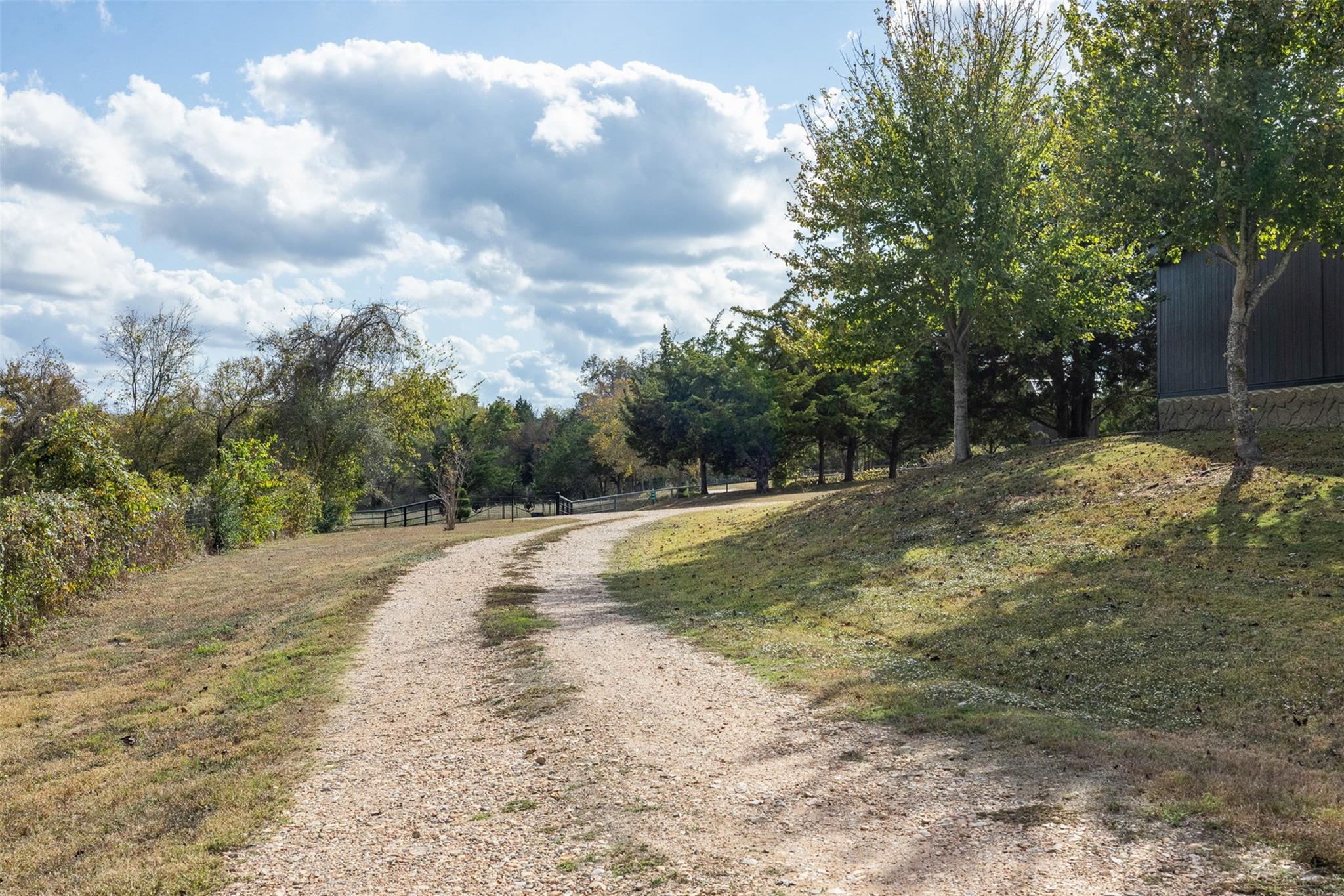 6885 Gibbs Creek Road