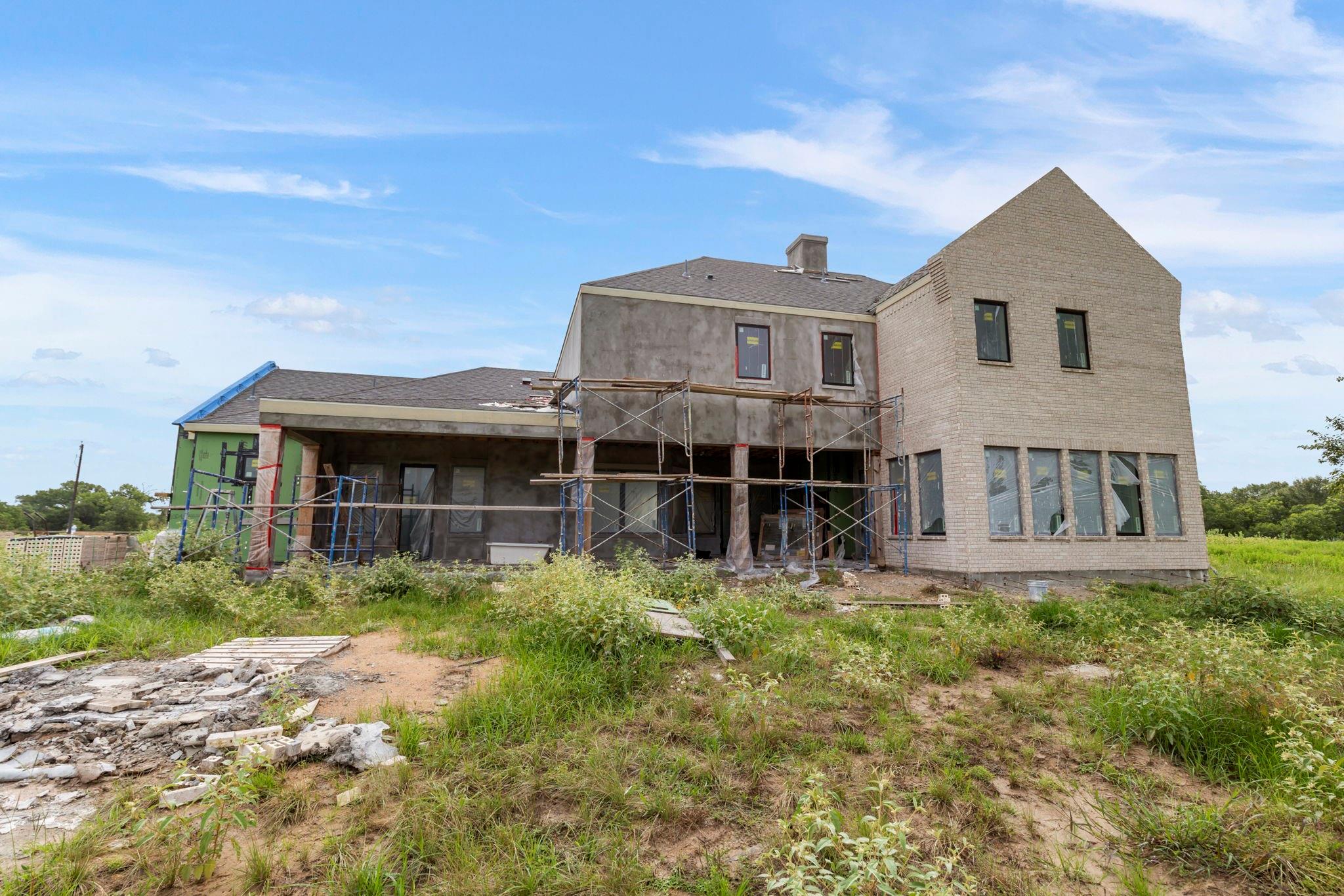 202 & 404 Blackberry Lane