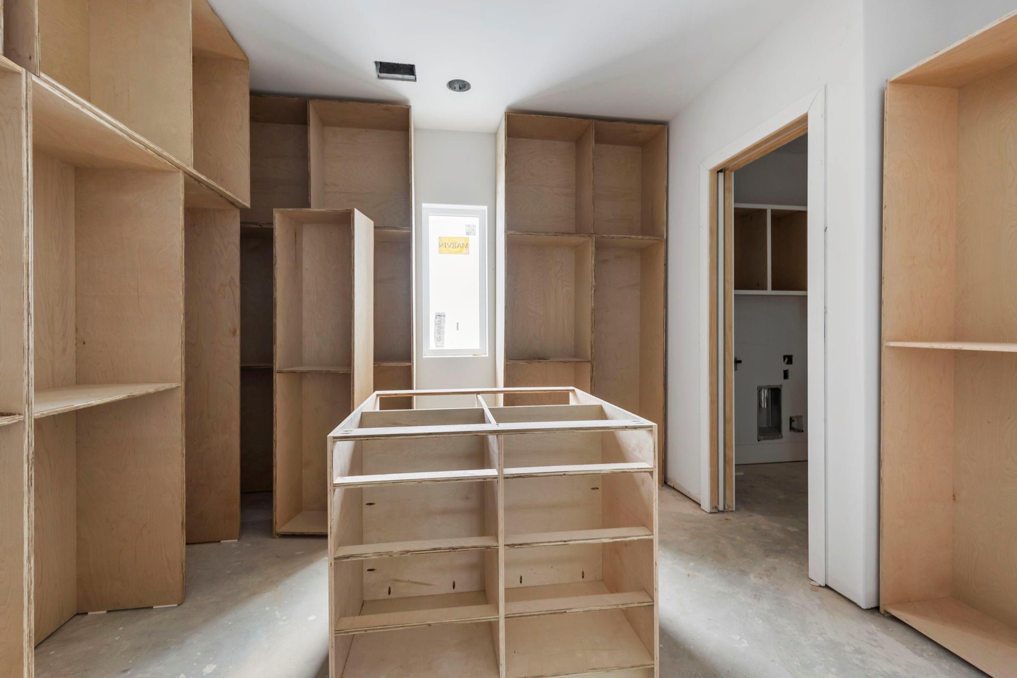 202 & 404 Blackberry Lane