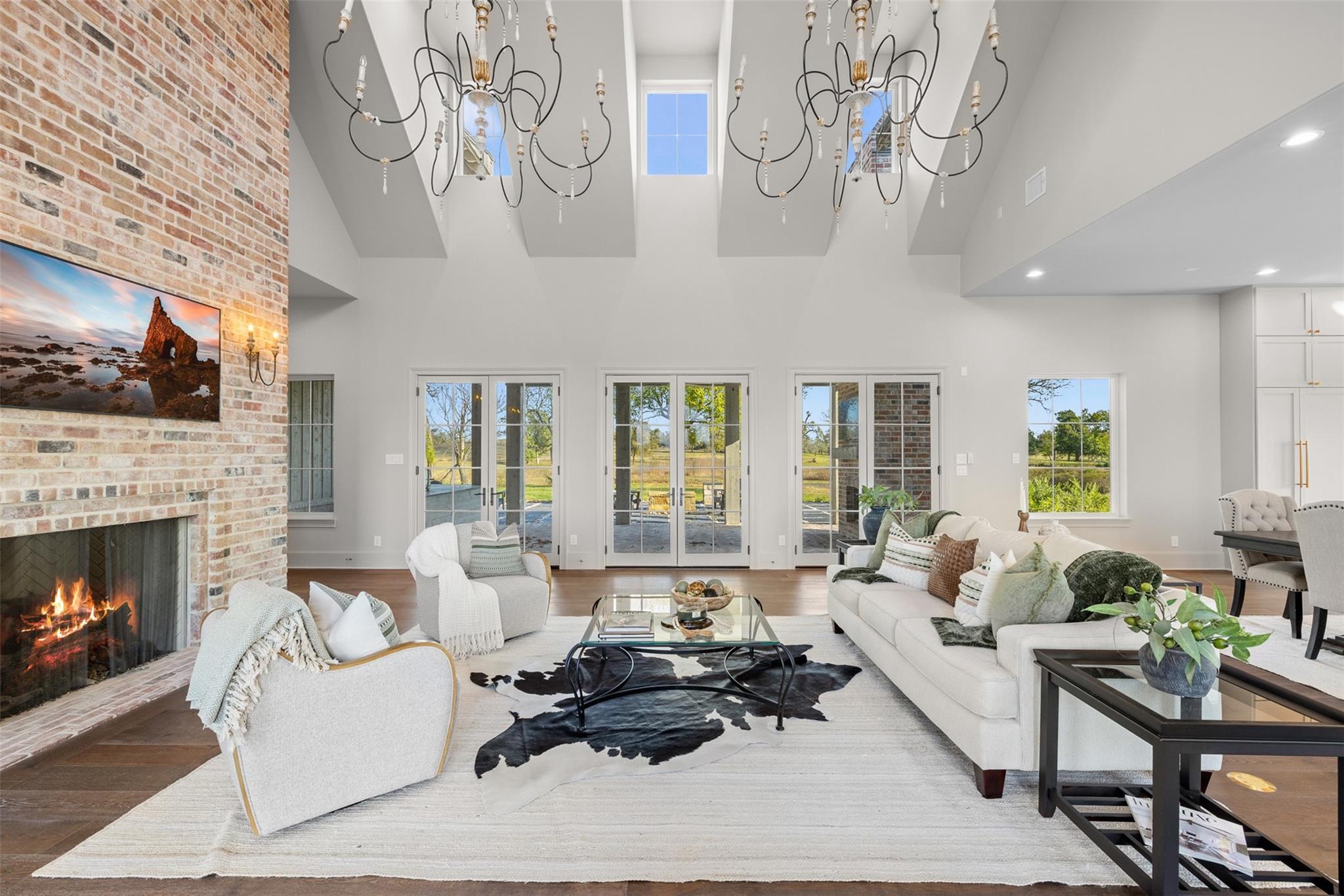 202 & 404 Blackberry Lane