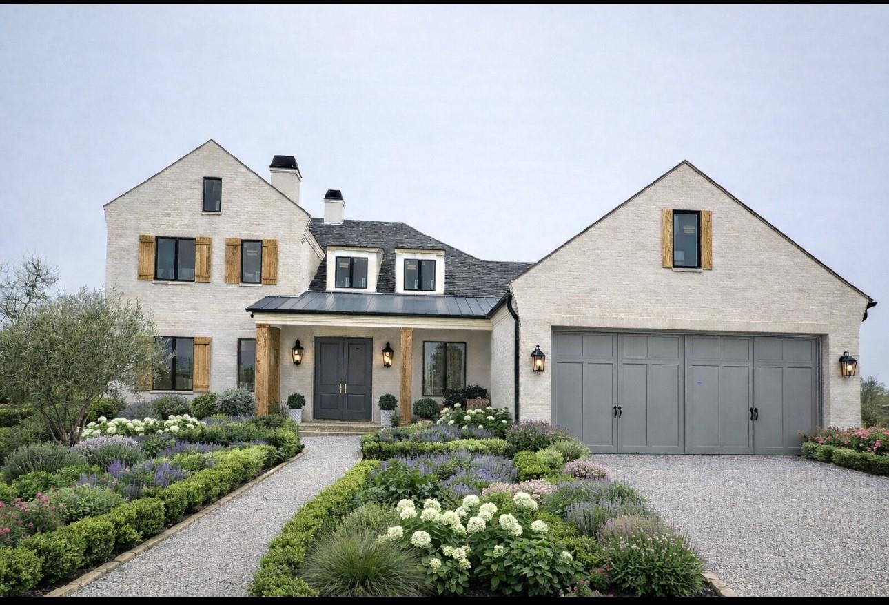 202 & 404 Blackberry Lane