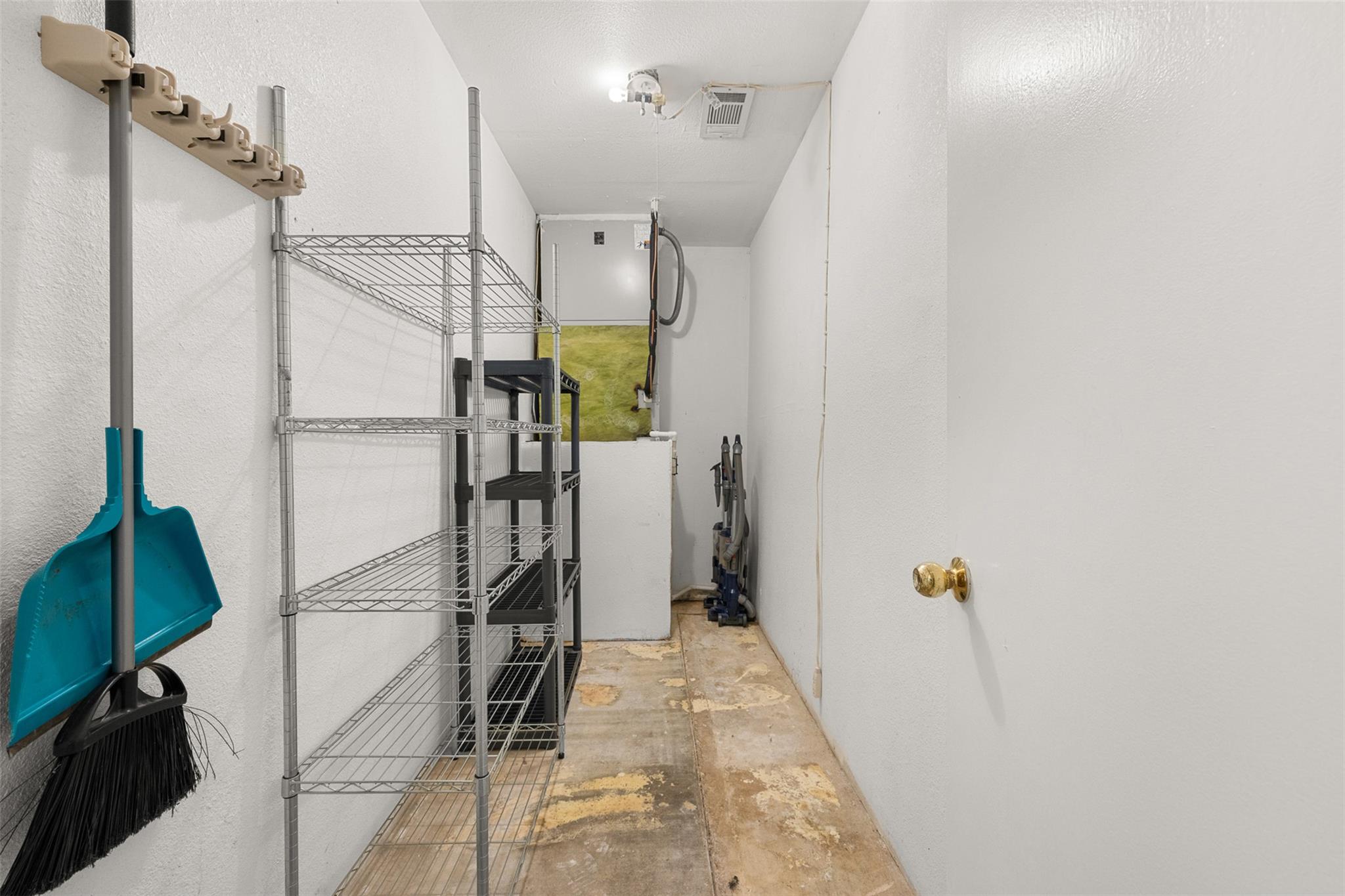 1306 W Cameron Ave