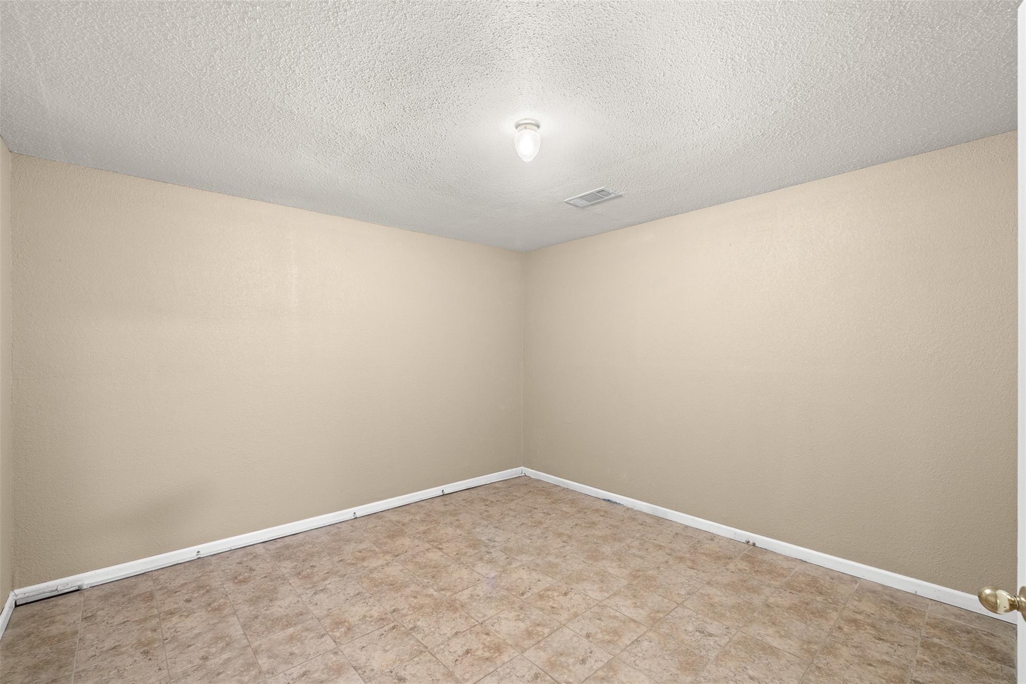 1306 W Cameron Ave