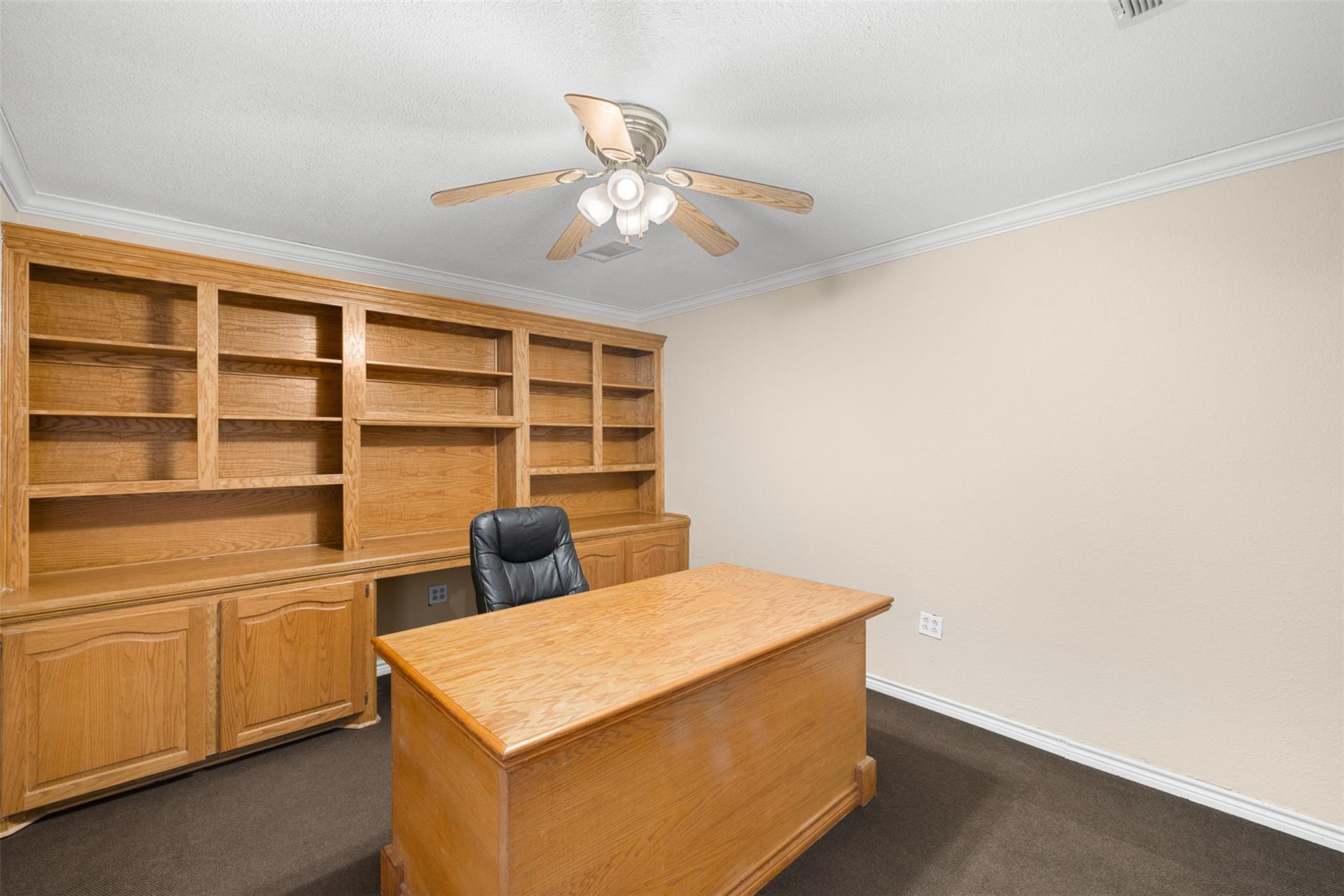 1306 W Cameron Ave
