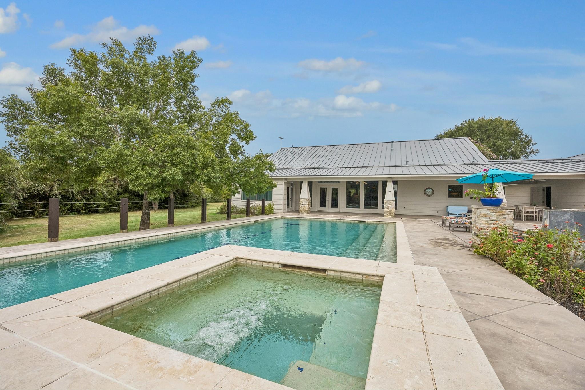 440 Piney Creek Road Road