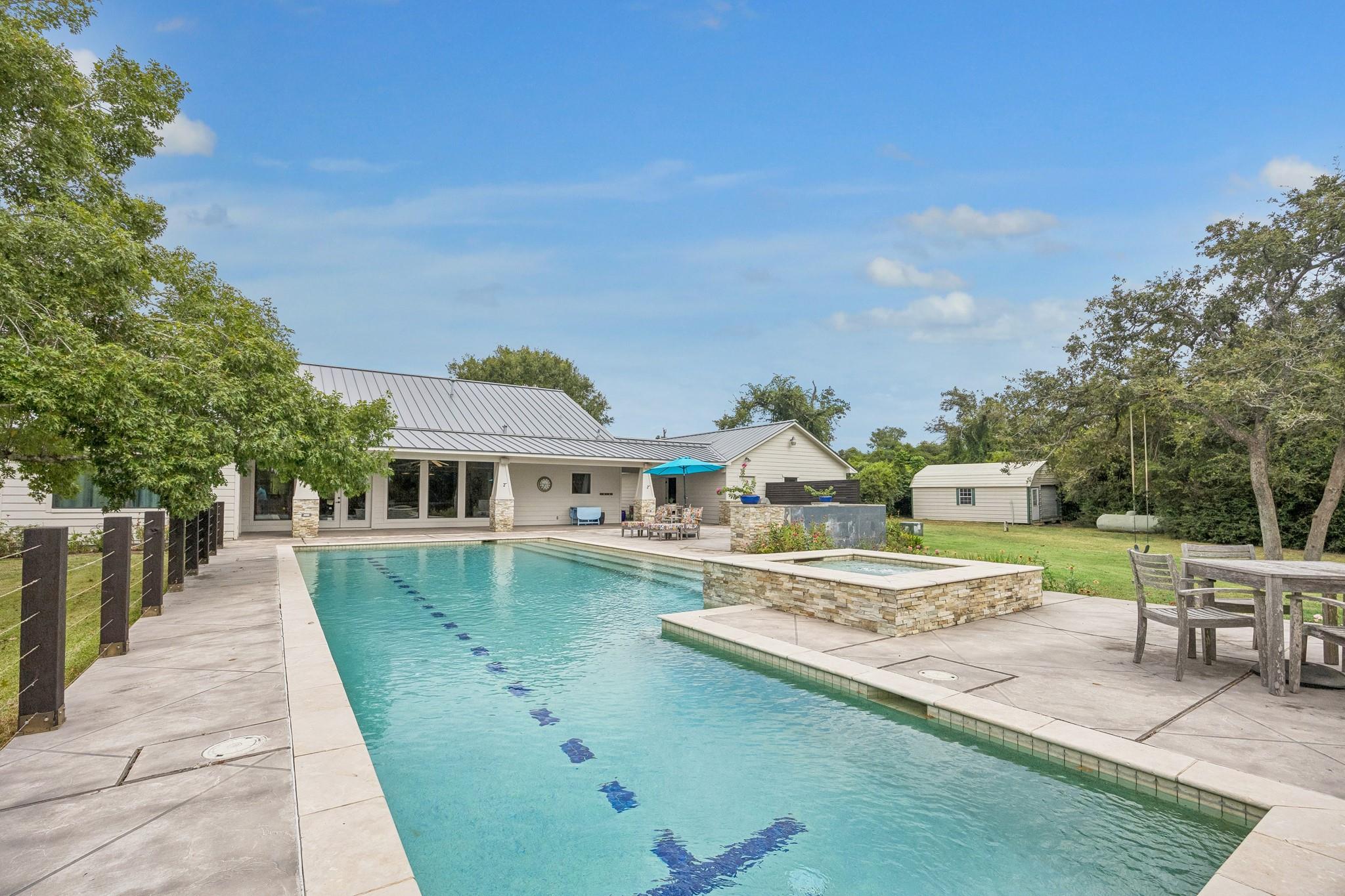 440 Piney Creek Road Road