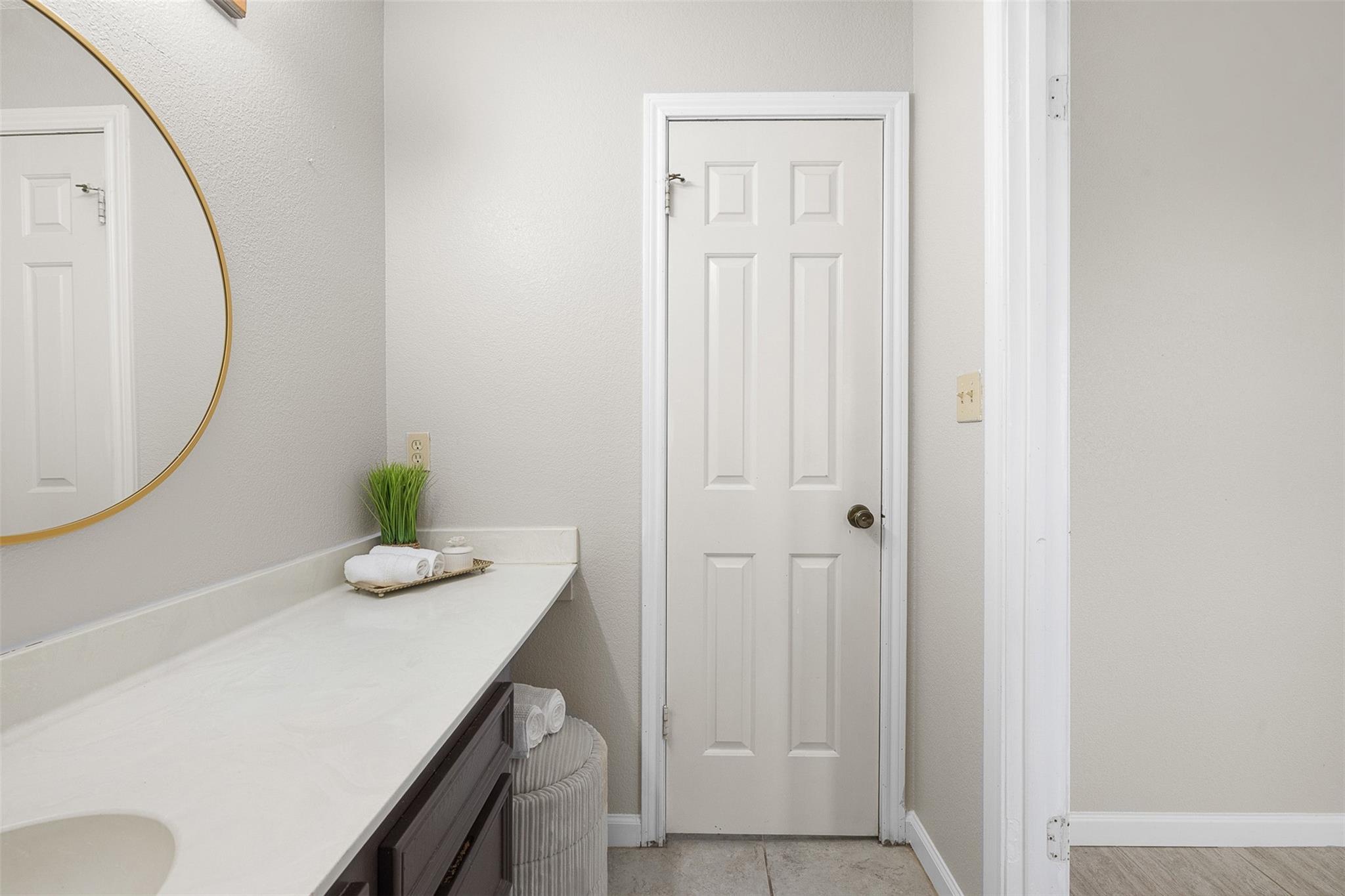 1081 Private Road 7023