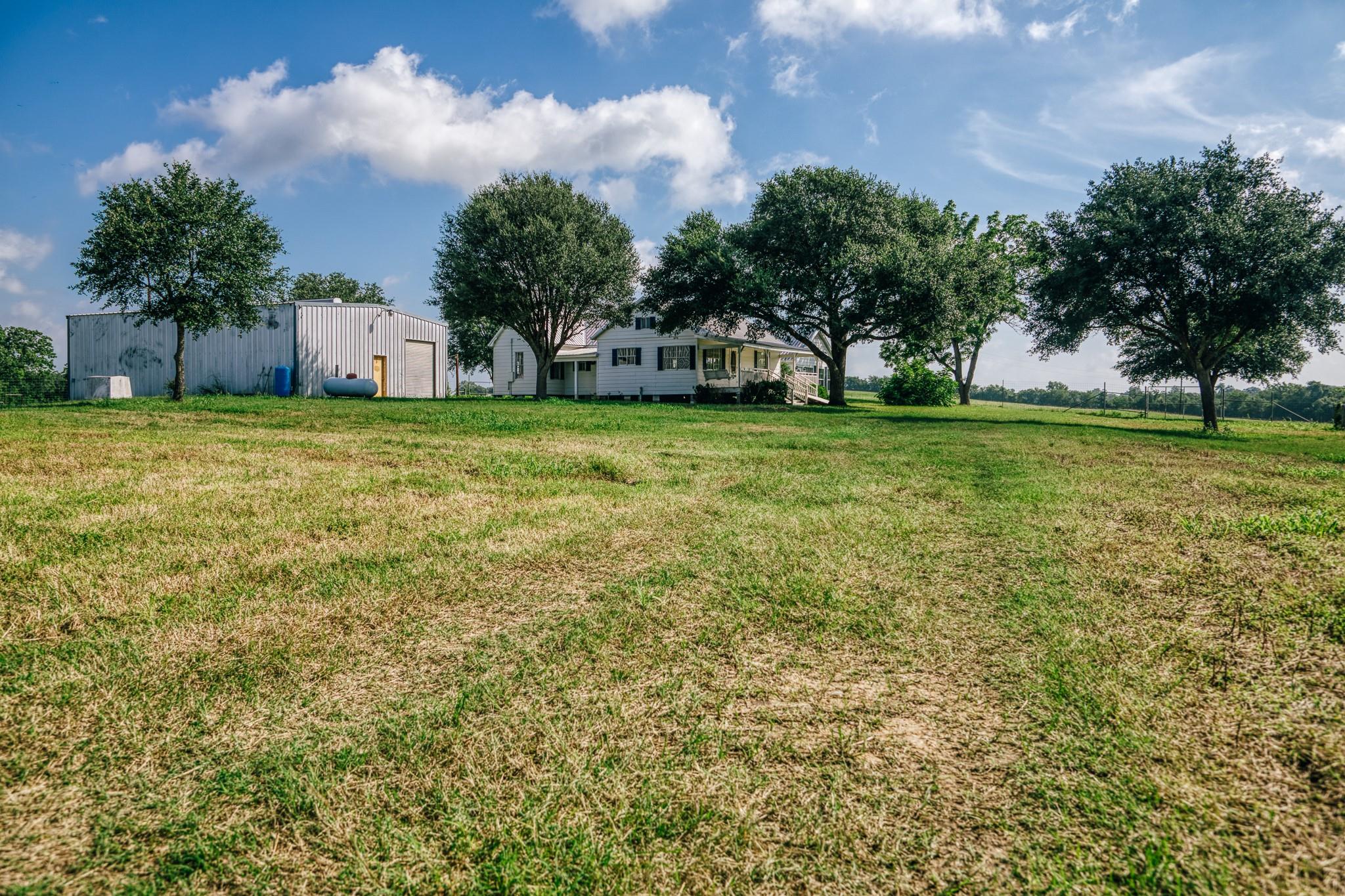 2734 Blue Hole Road