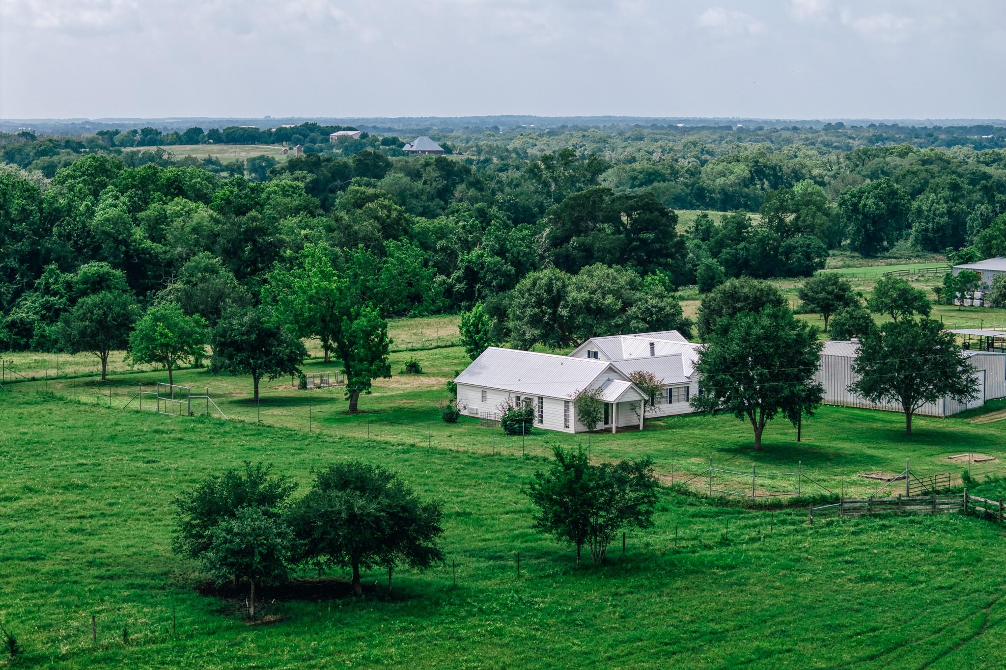 2734 Blue Hole Road