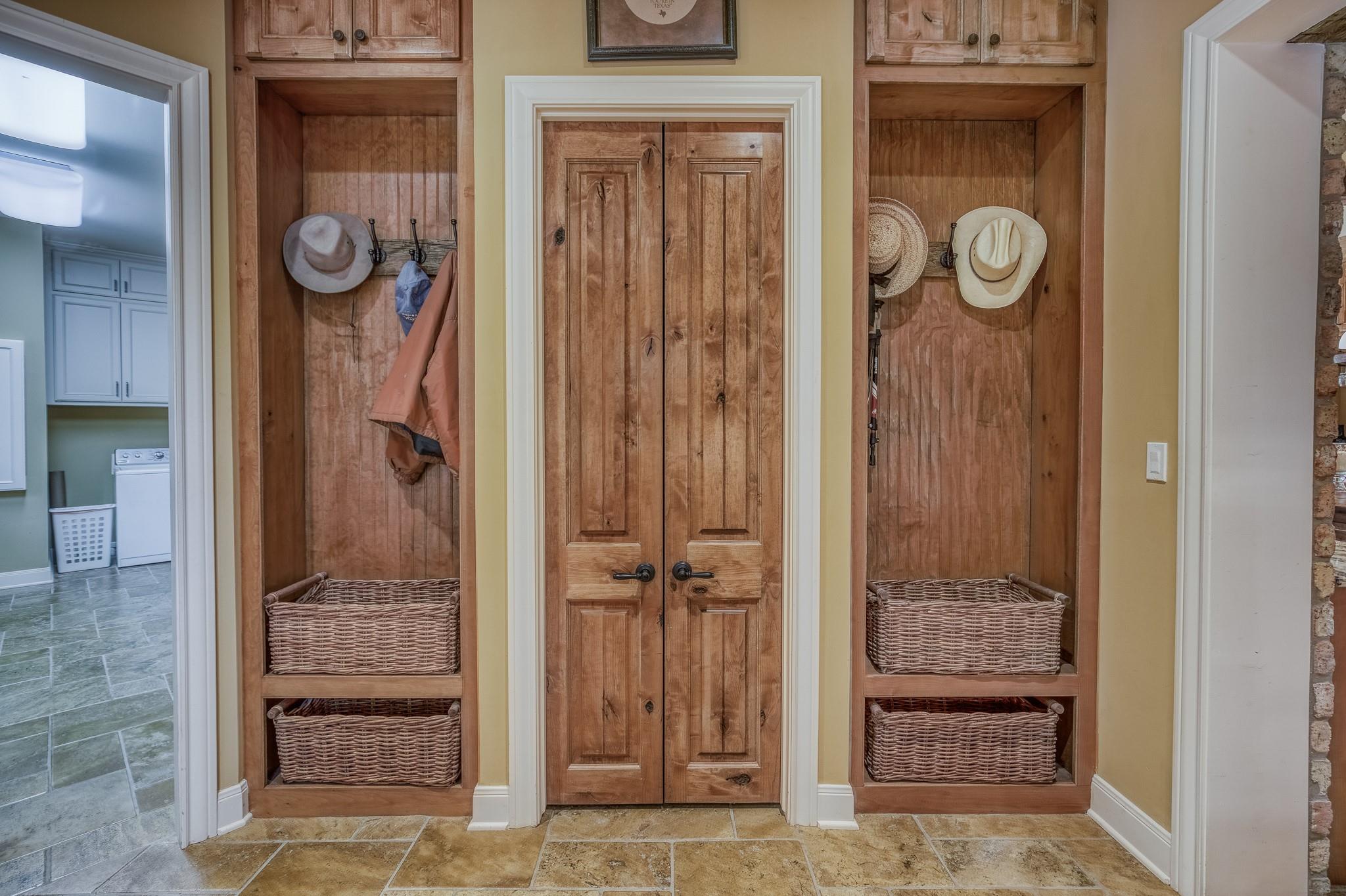 6925 S Sycamore Crossing Rd A