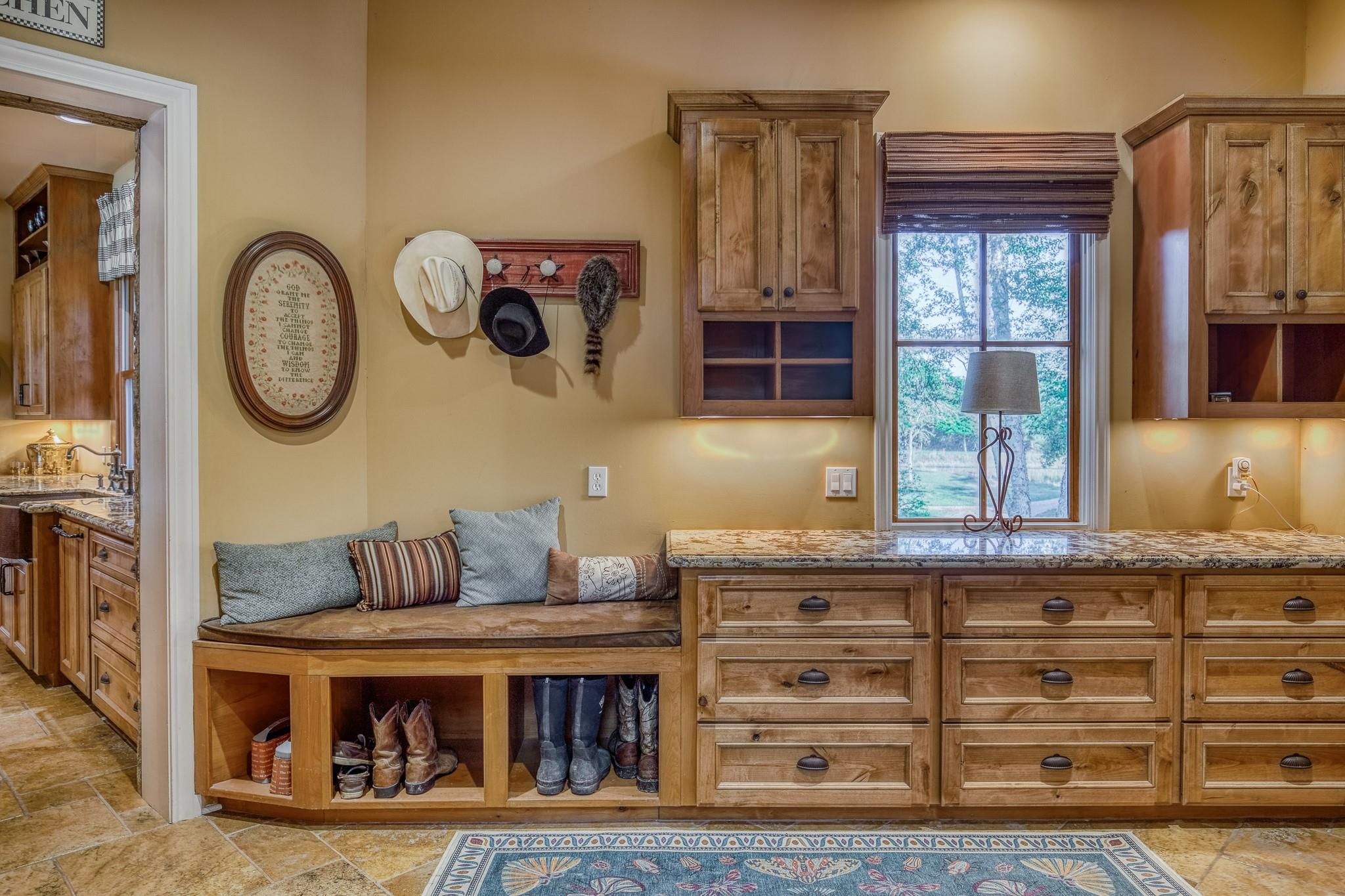 6925 S Sycamore Crossing Rd A