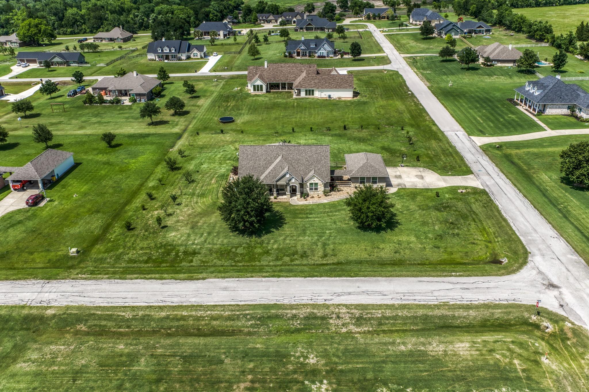 586 Ruby Drive