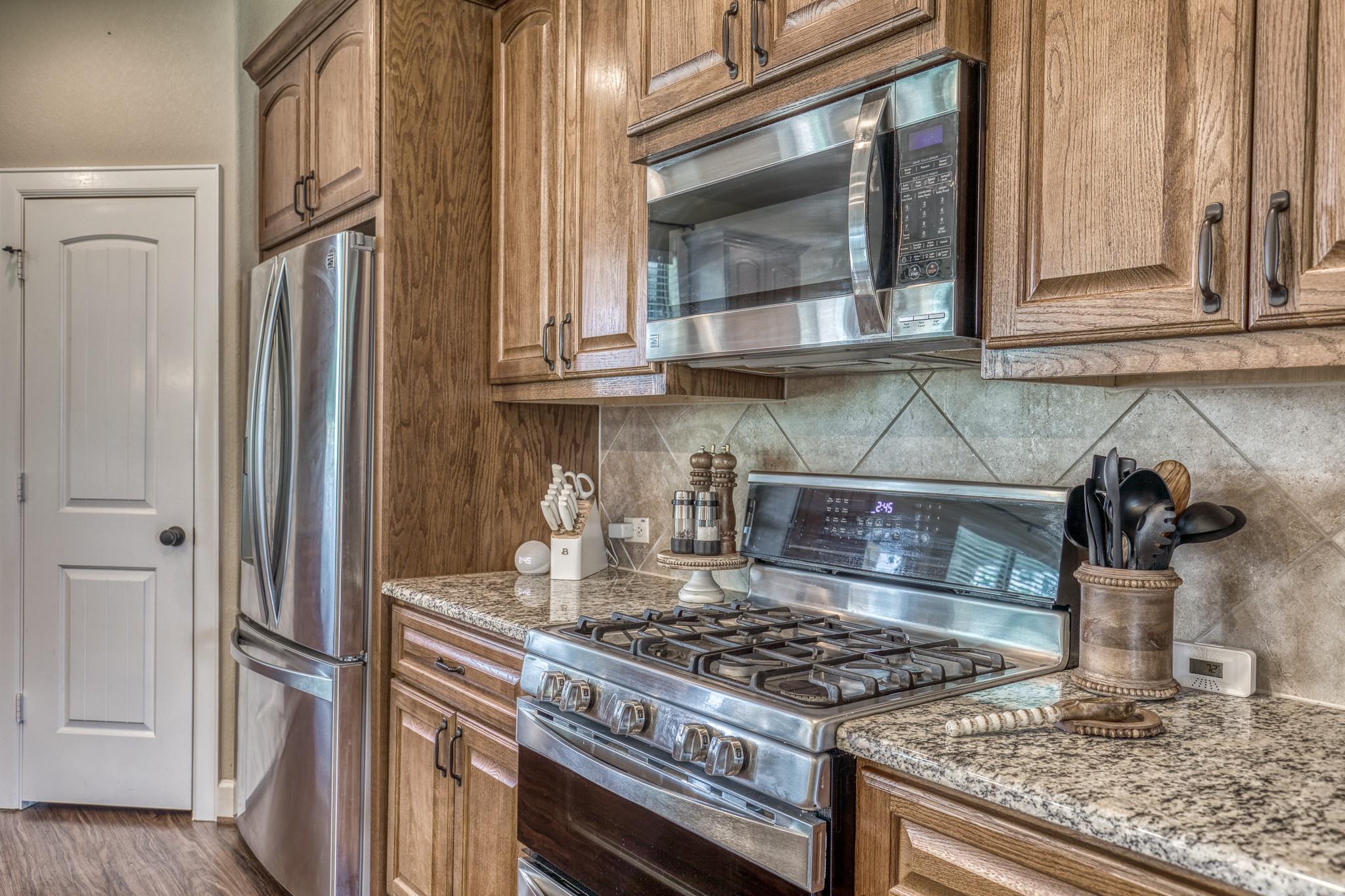 586 Ruby Drive