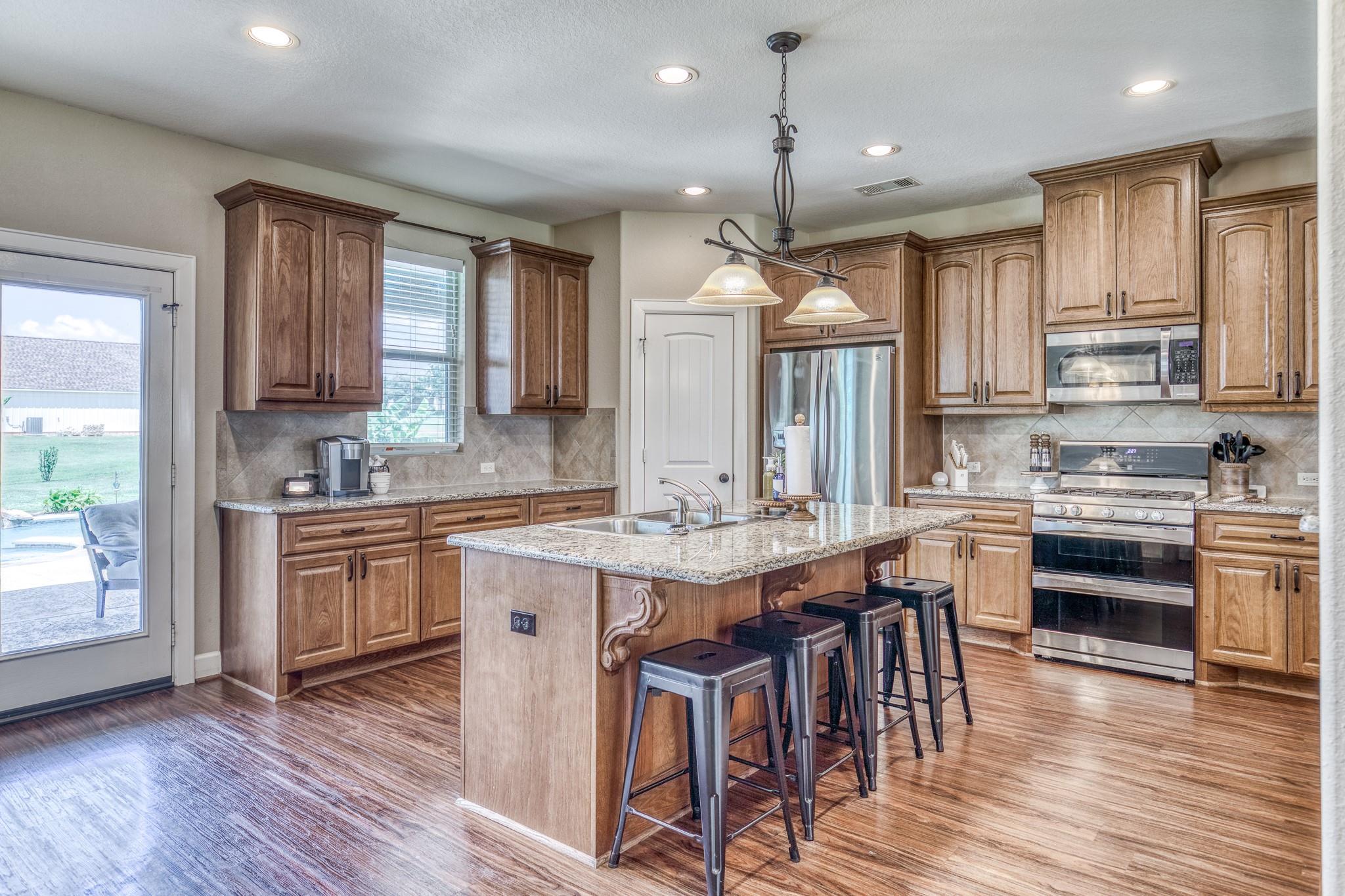 586 Ruby Drive