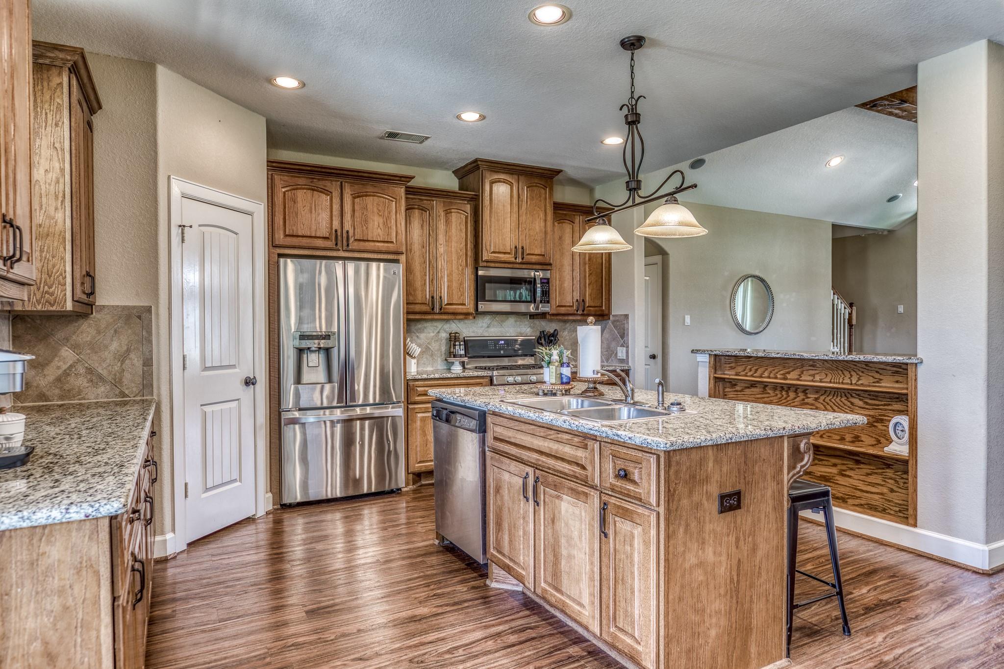 586 Ruby Drive