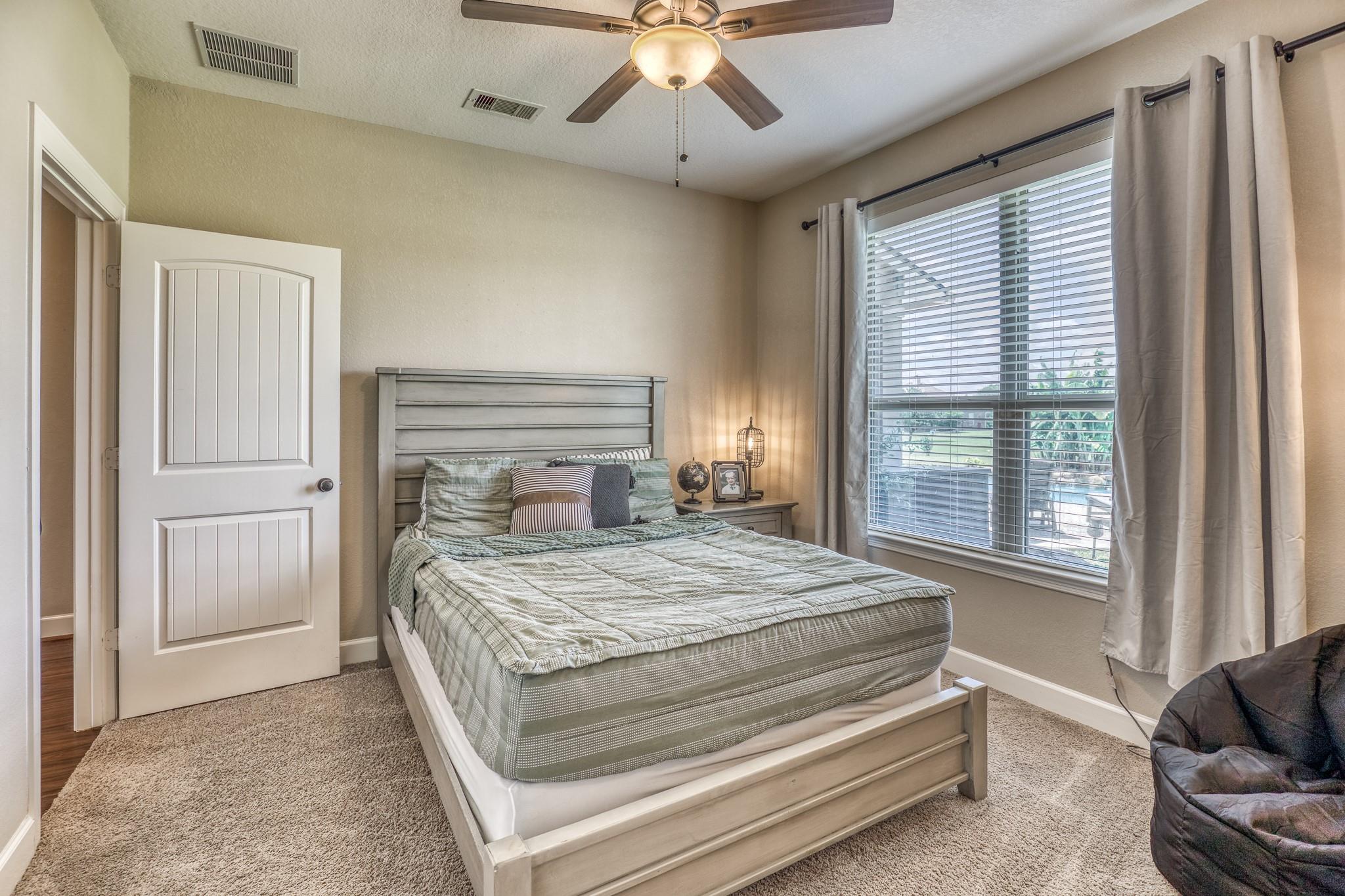 586 Ruby Drive