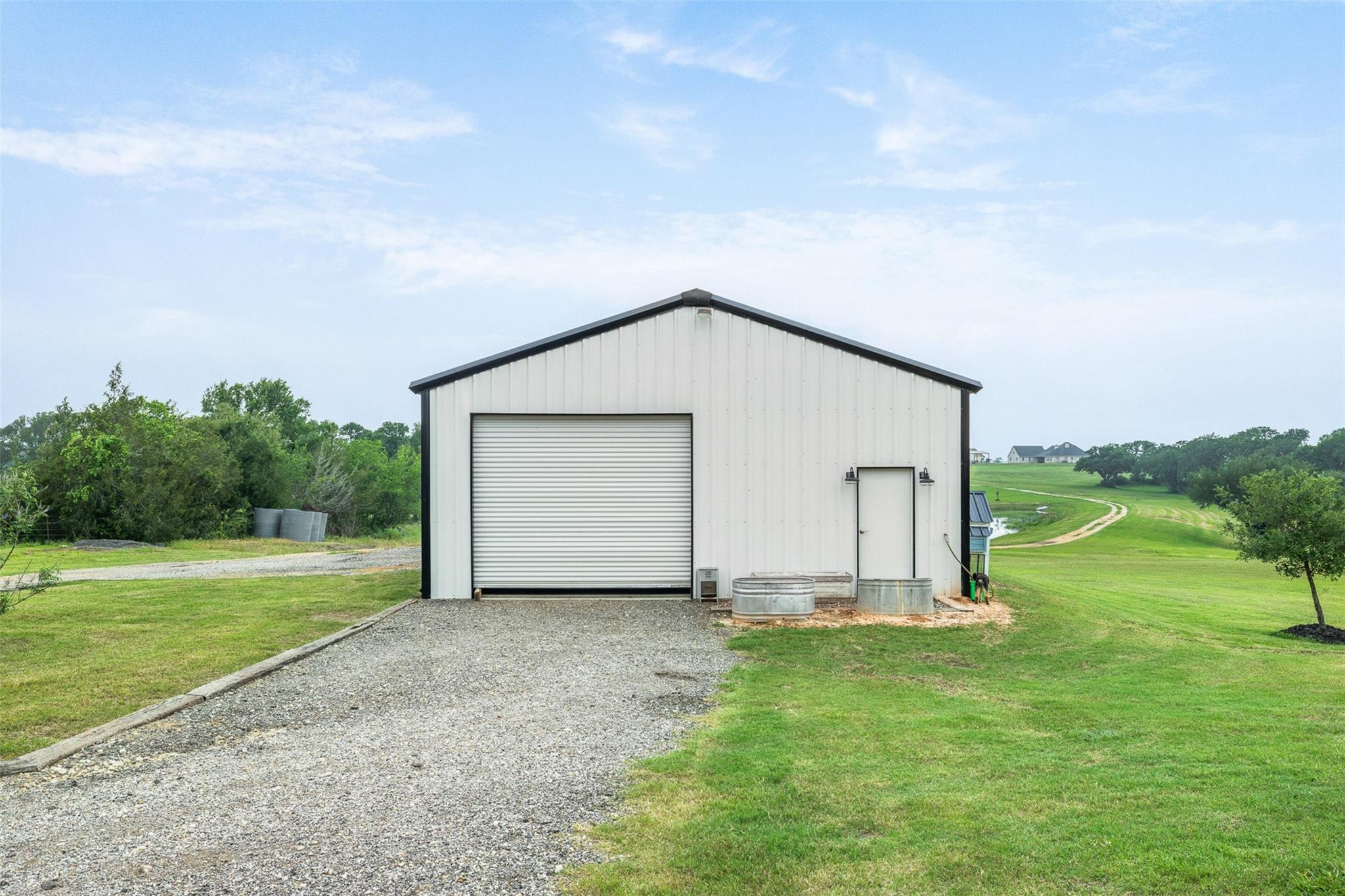 9075 Loop Road