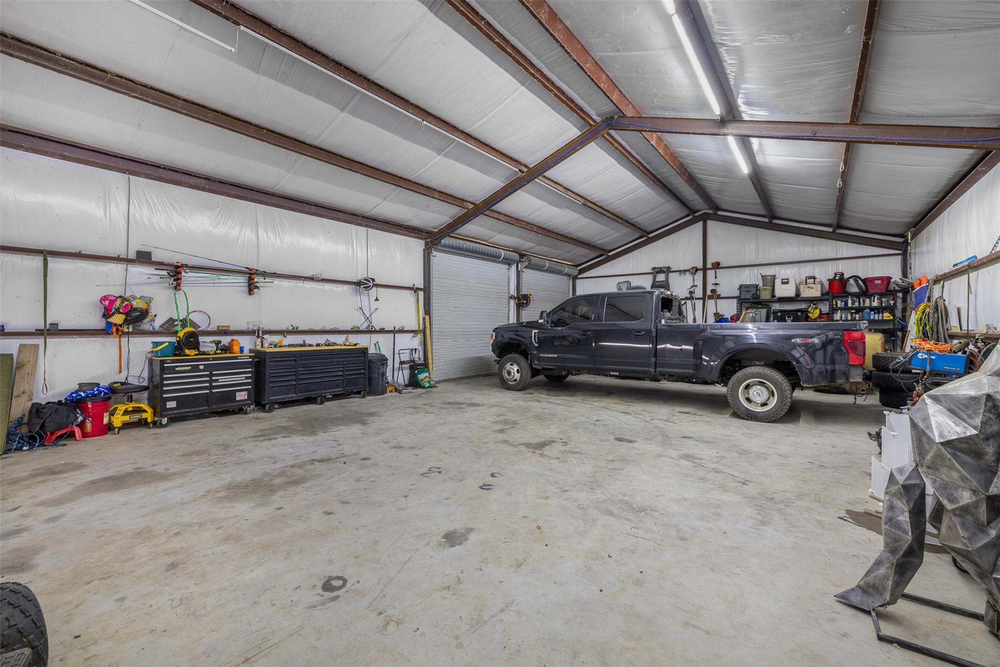 9075 Loop Road