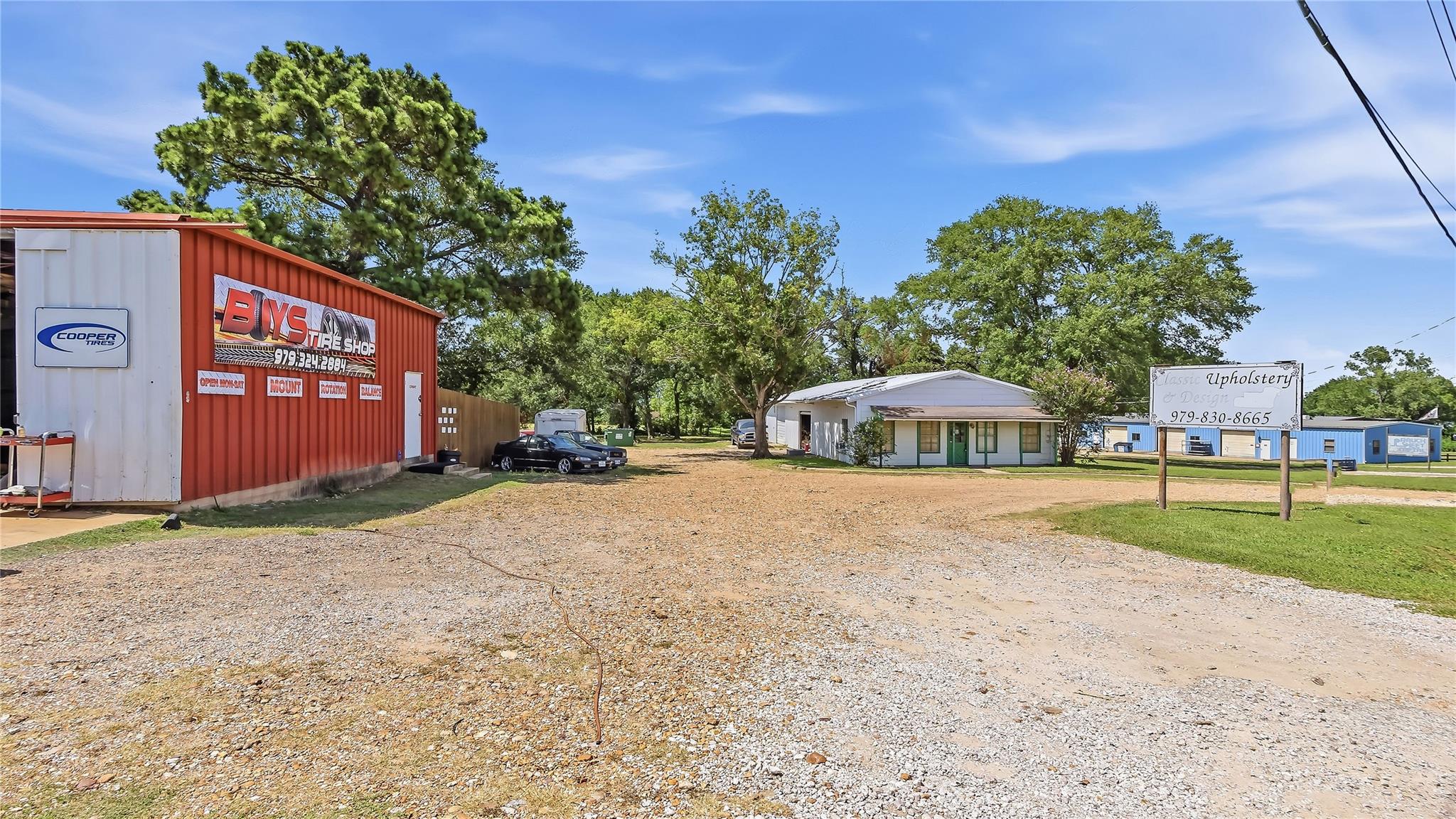 1301 Highway 105