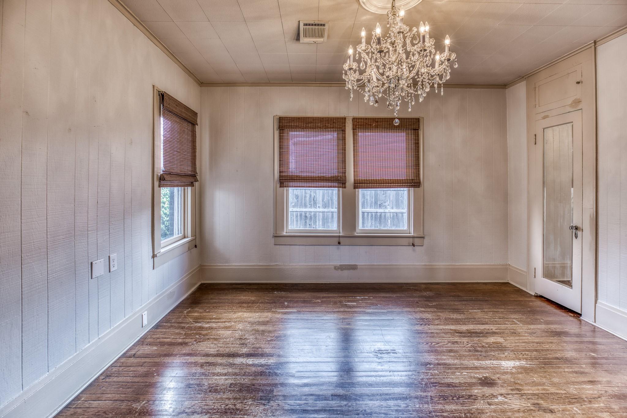 404 W Main Street