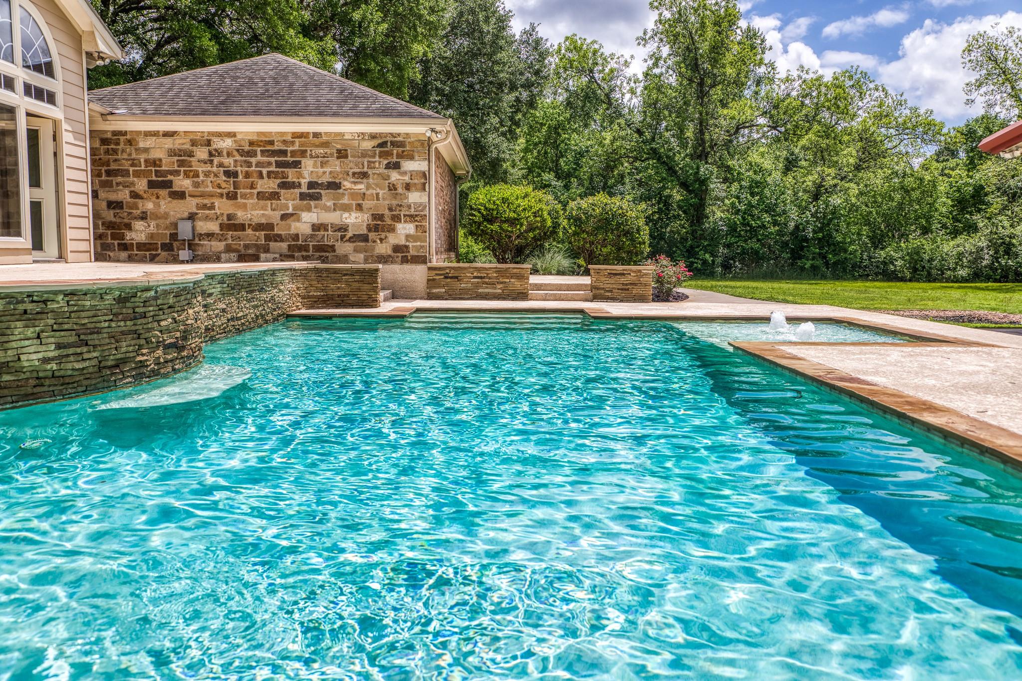 2629 Benton Drive