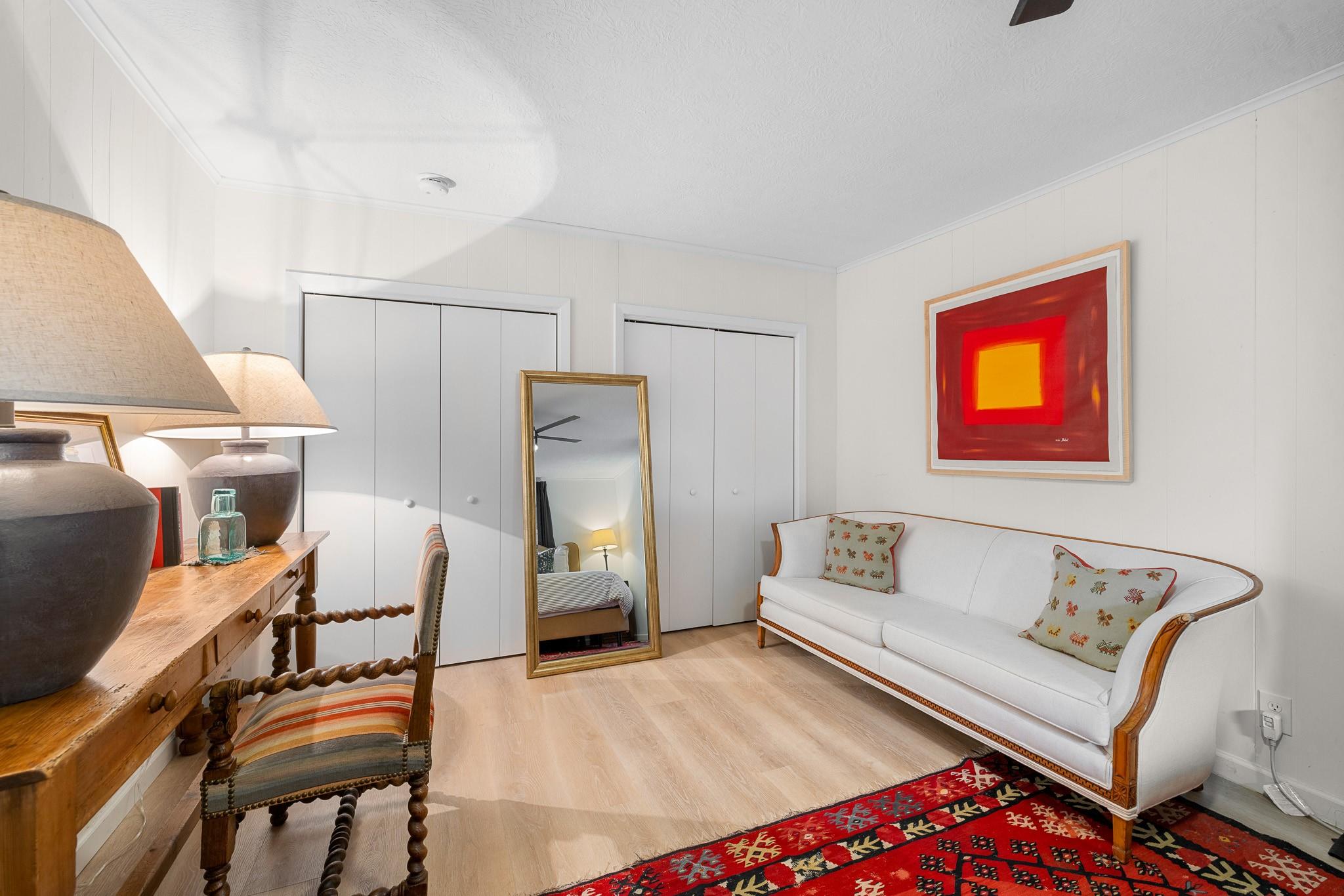 114 E Obryant Street