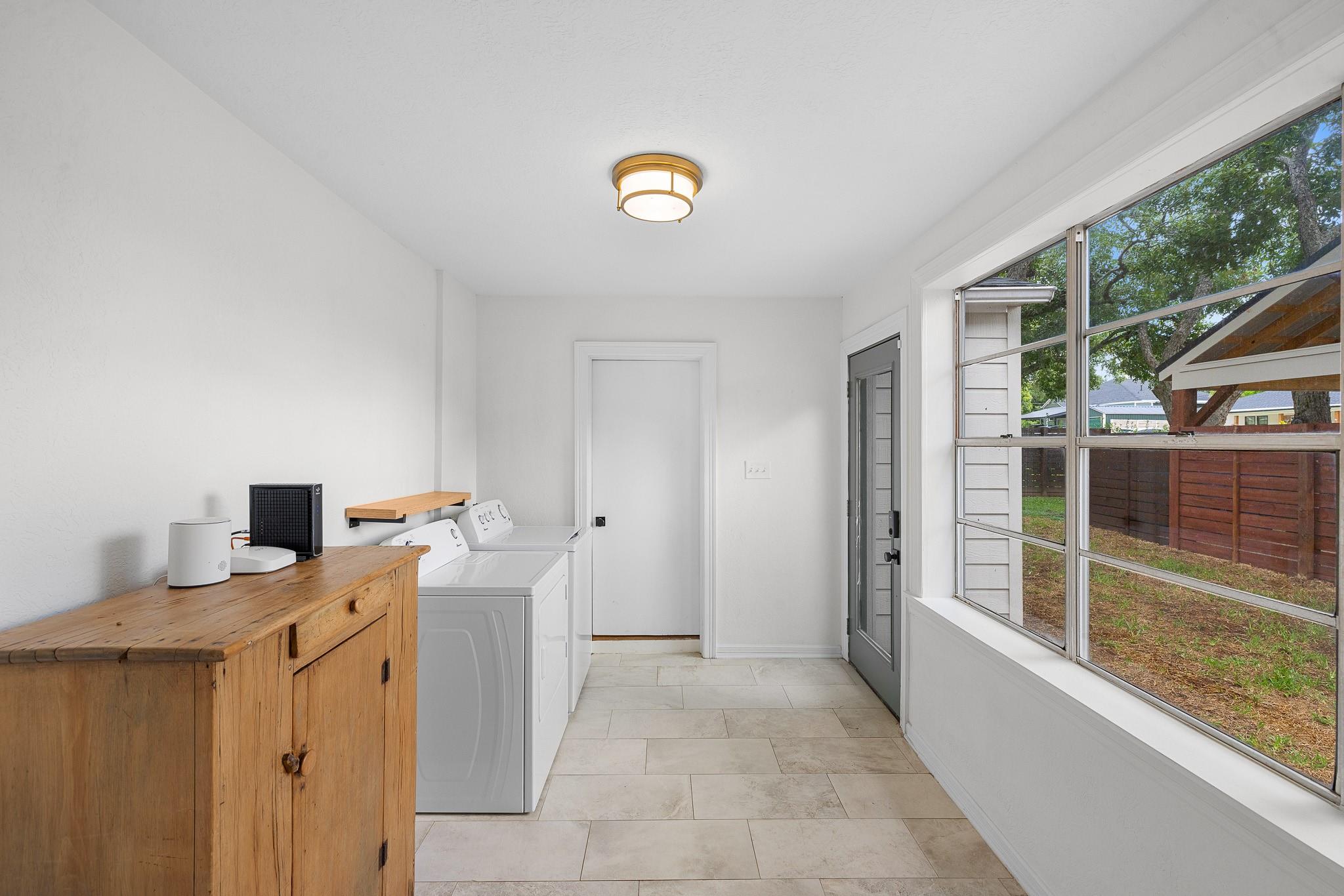 114 E Obryant Street