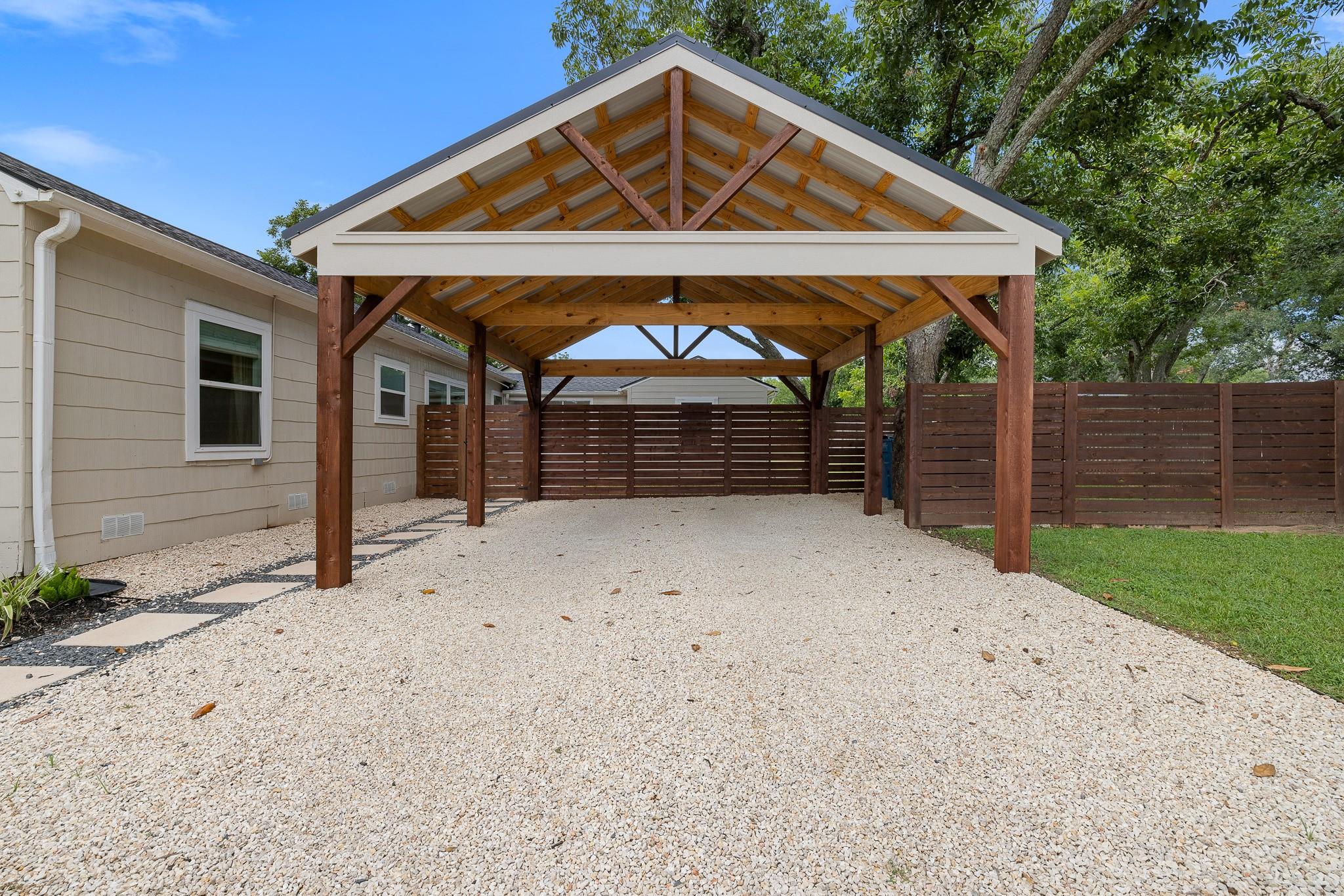 114 E Obryant Street