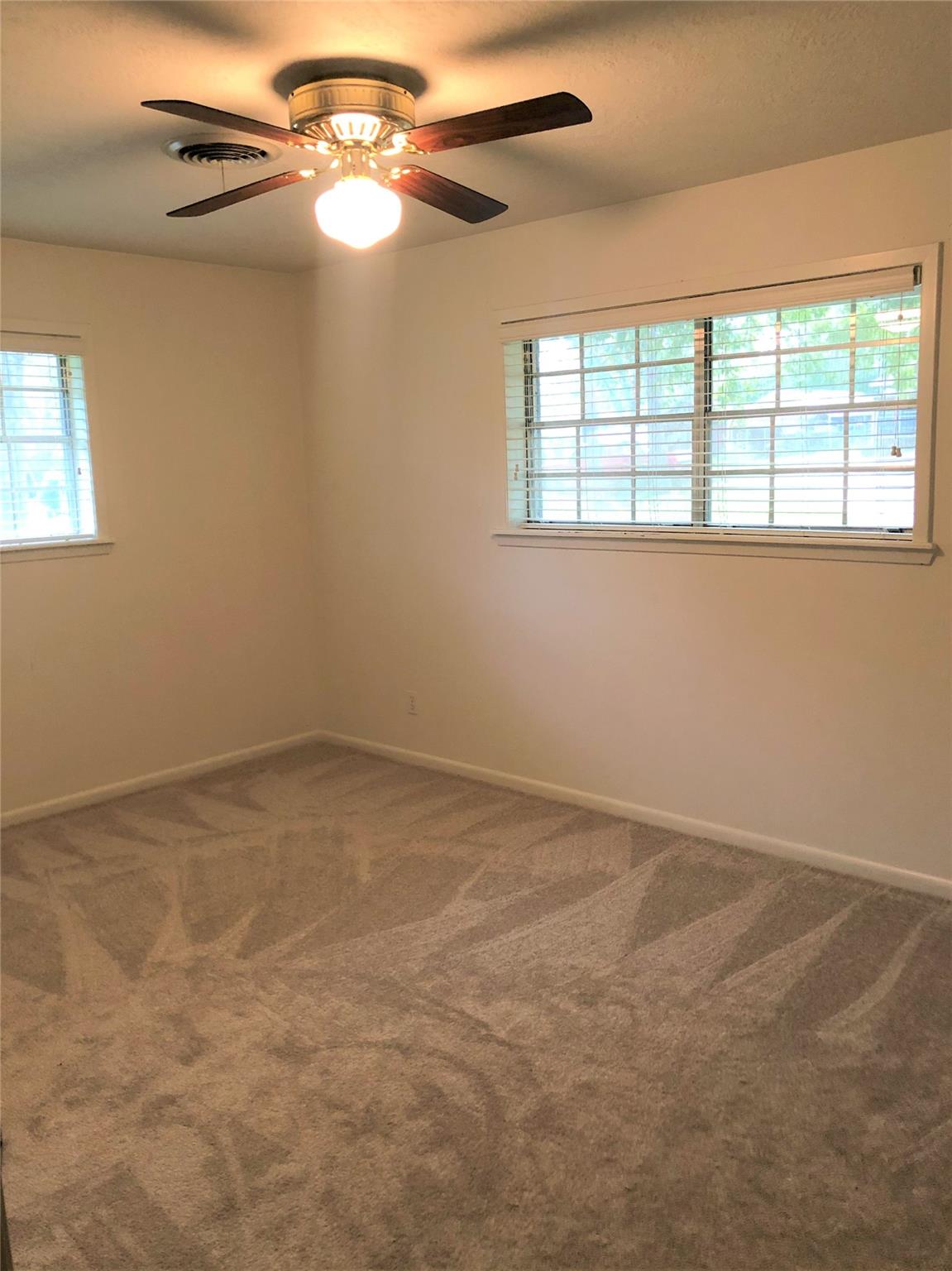 2101 Glenda Boulevard