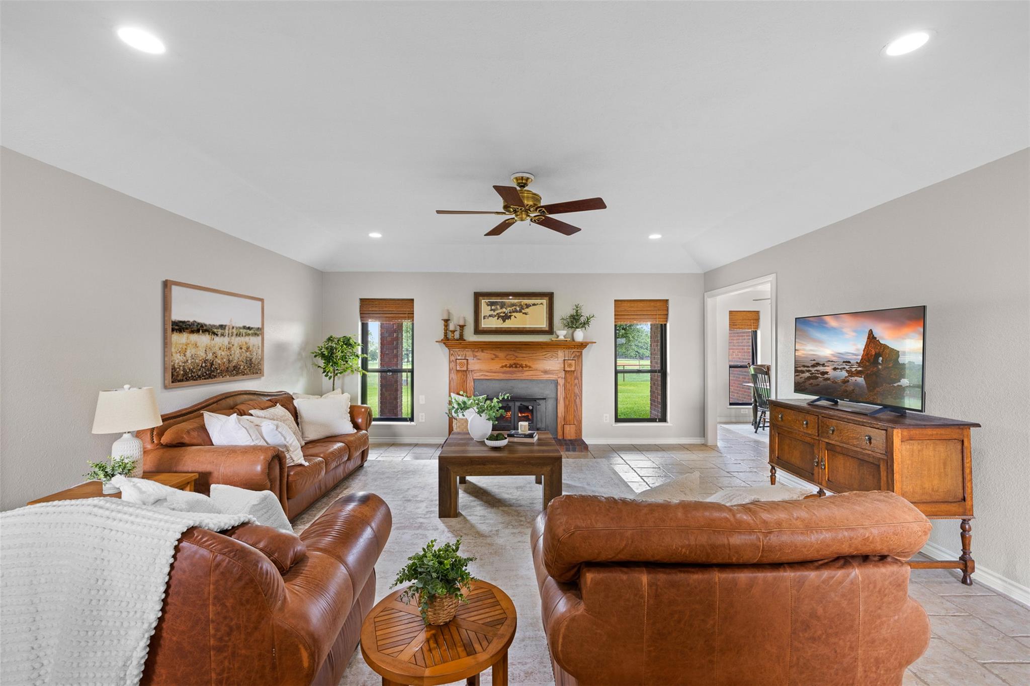 1016 County Road 306