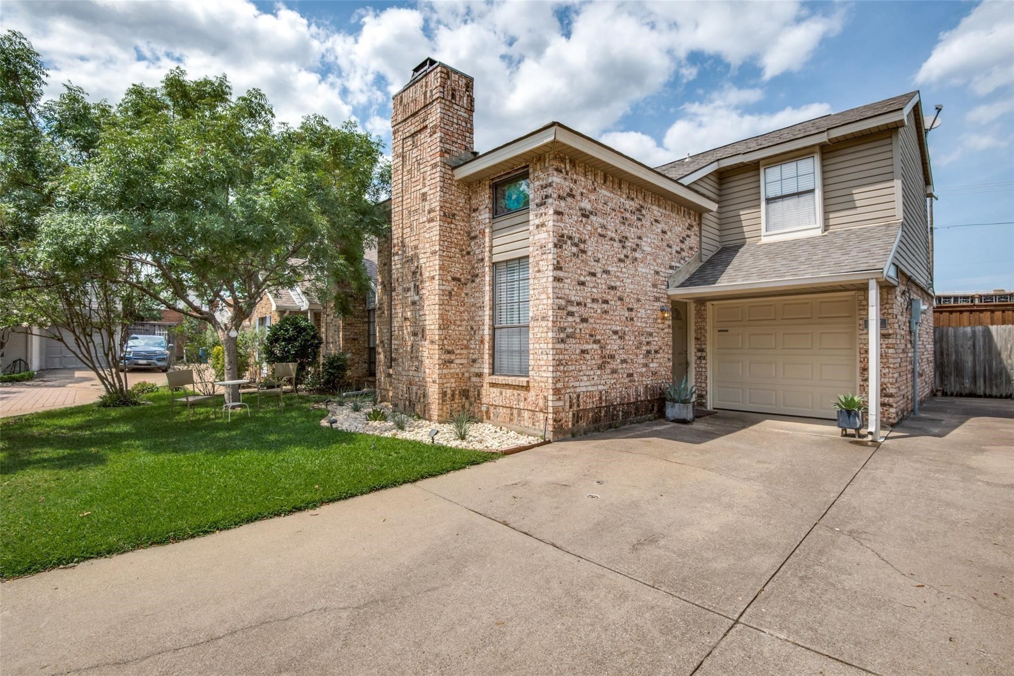 3427 San Jacinto Street