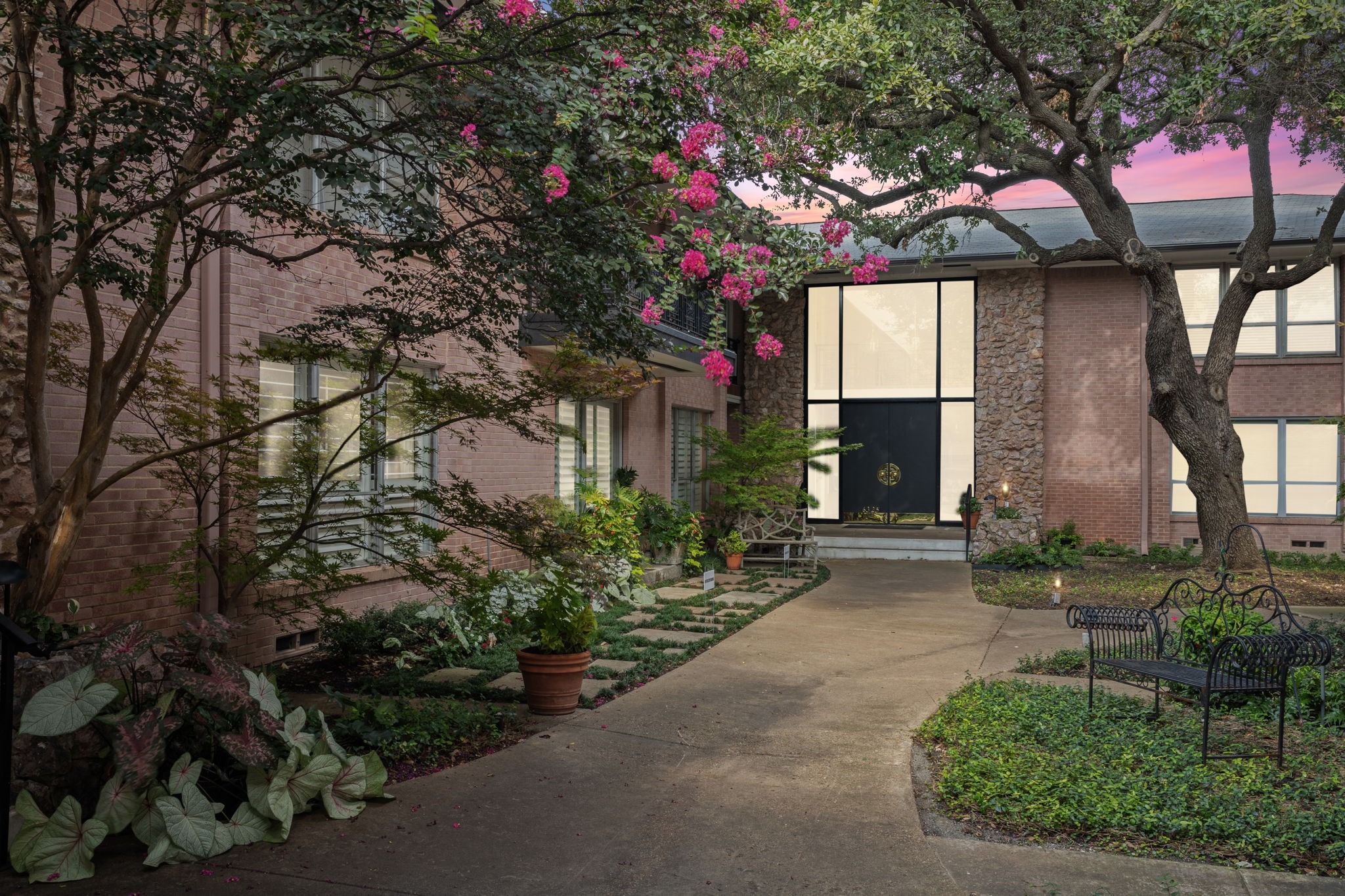 6325 Bandera Avenue A