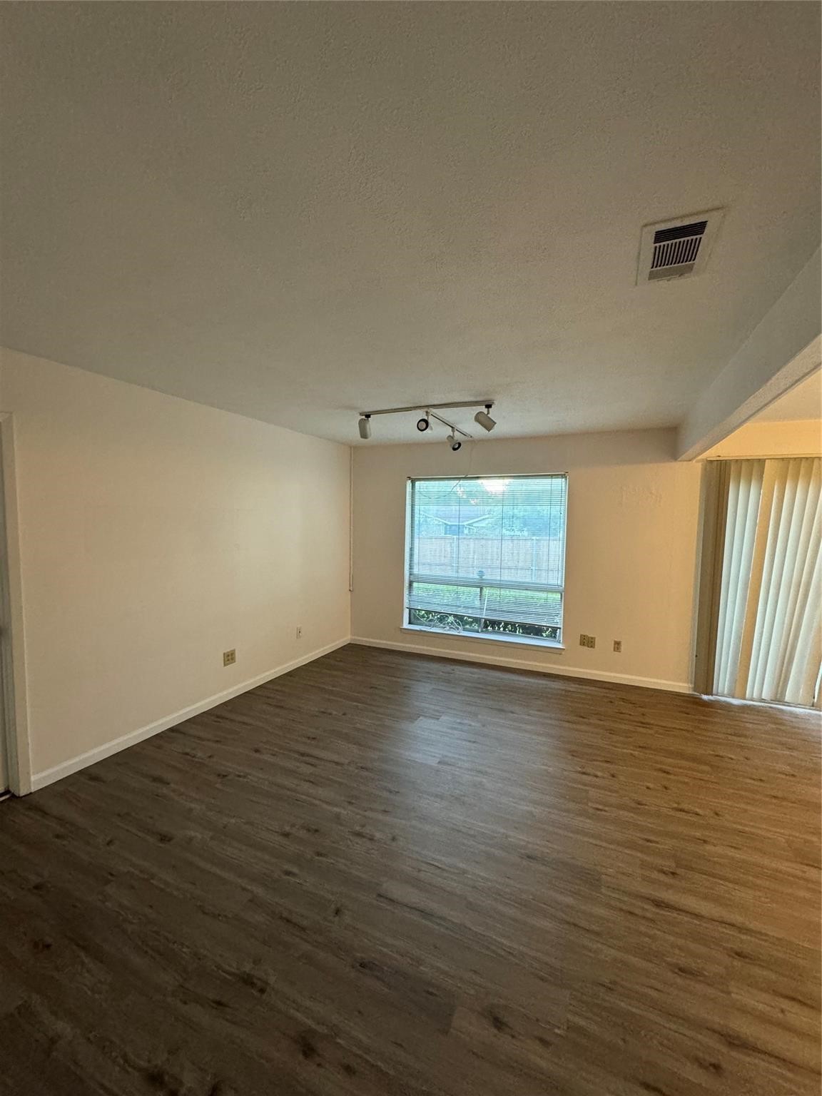 15716 Regal Hill Circle