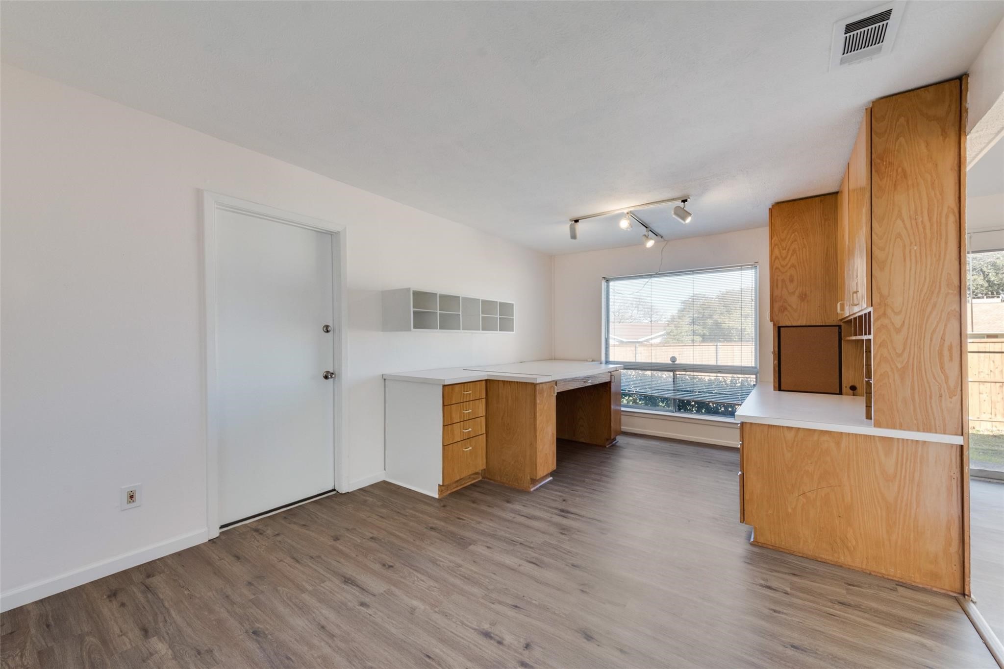 15716 Regal Hill Circle