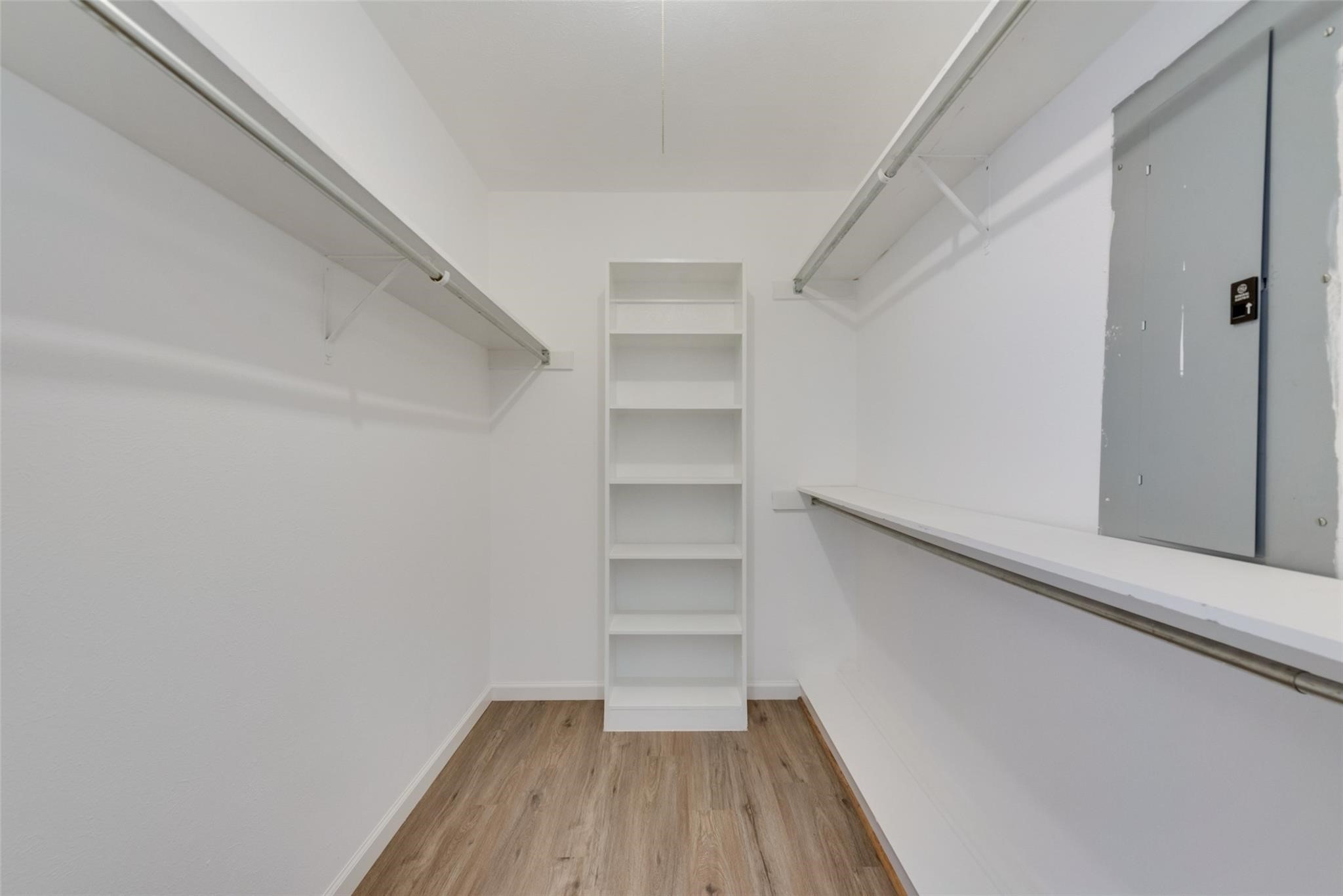 15716 Regal Hill Circle