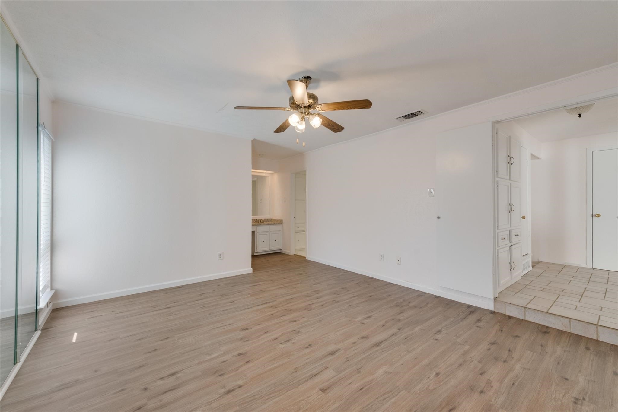 15716 Regal Hill Circle