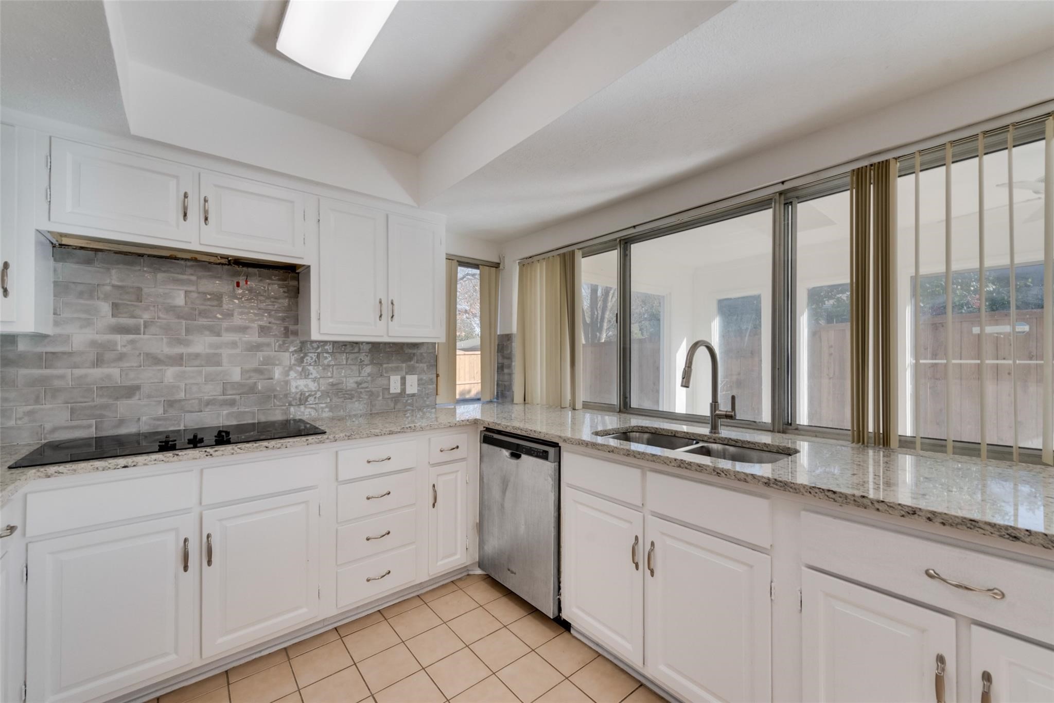 15716 Regal Hill Circle