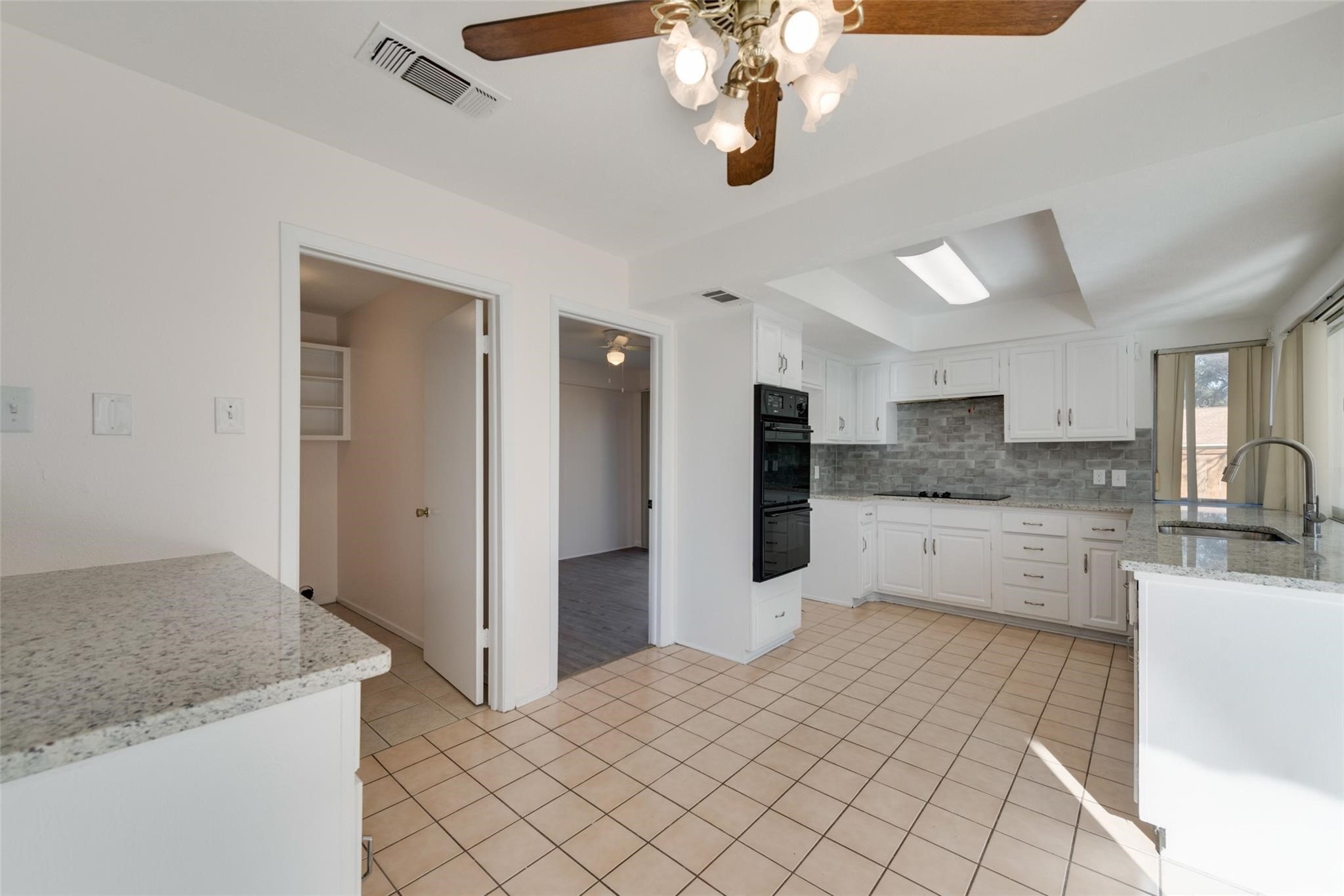 15716 Regal Hill Circle